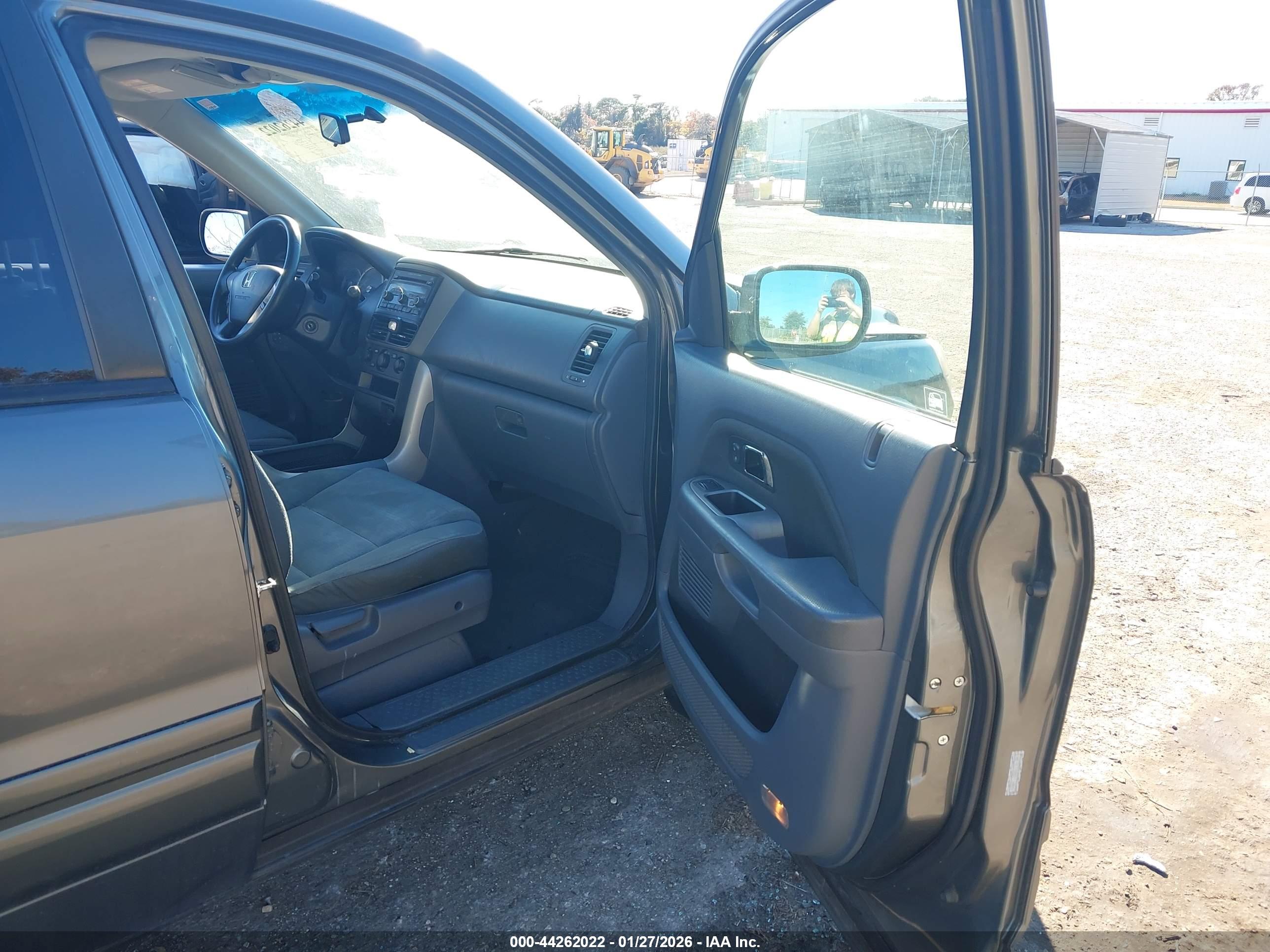 HONDA PILOT image 5