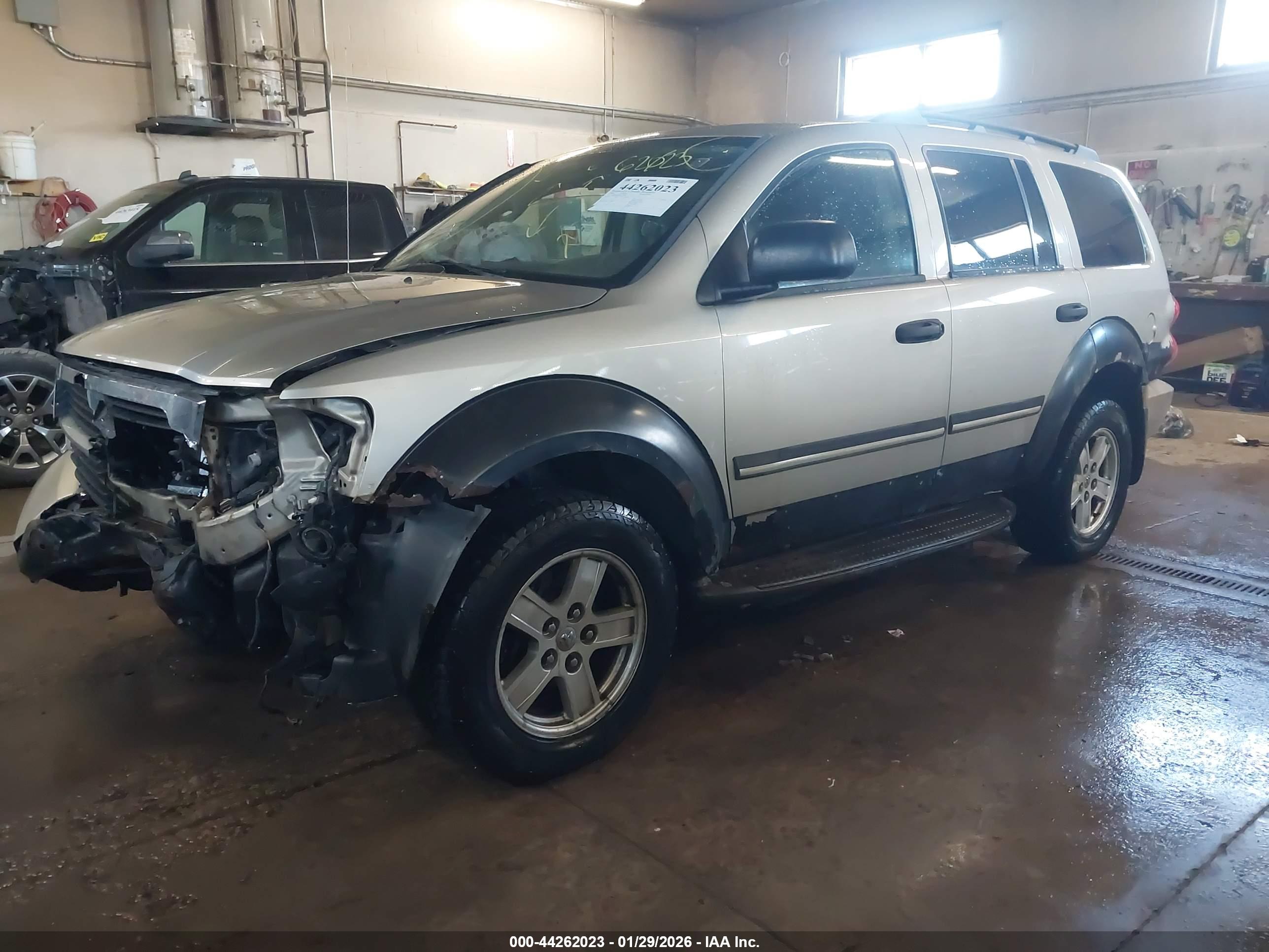 DODGE DURANGO image 2