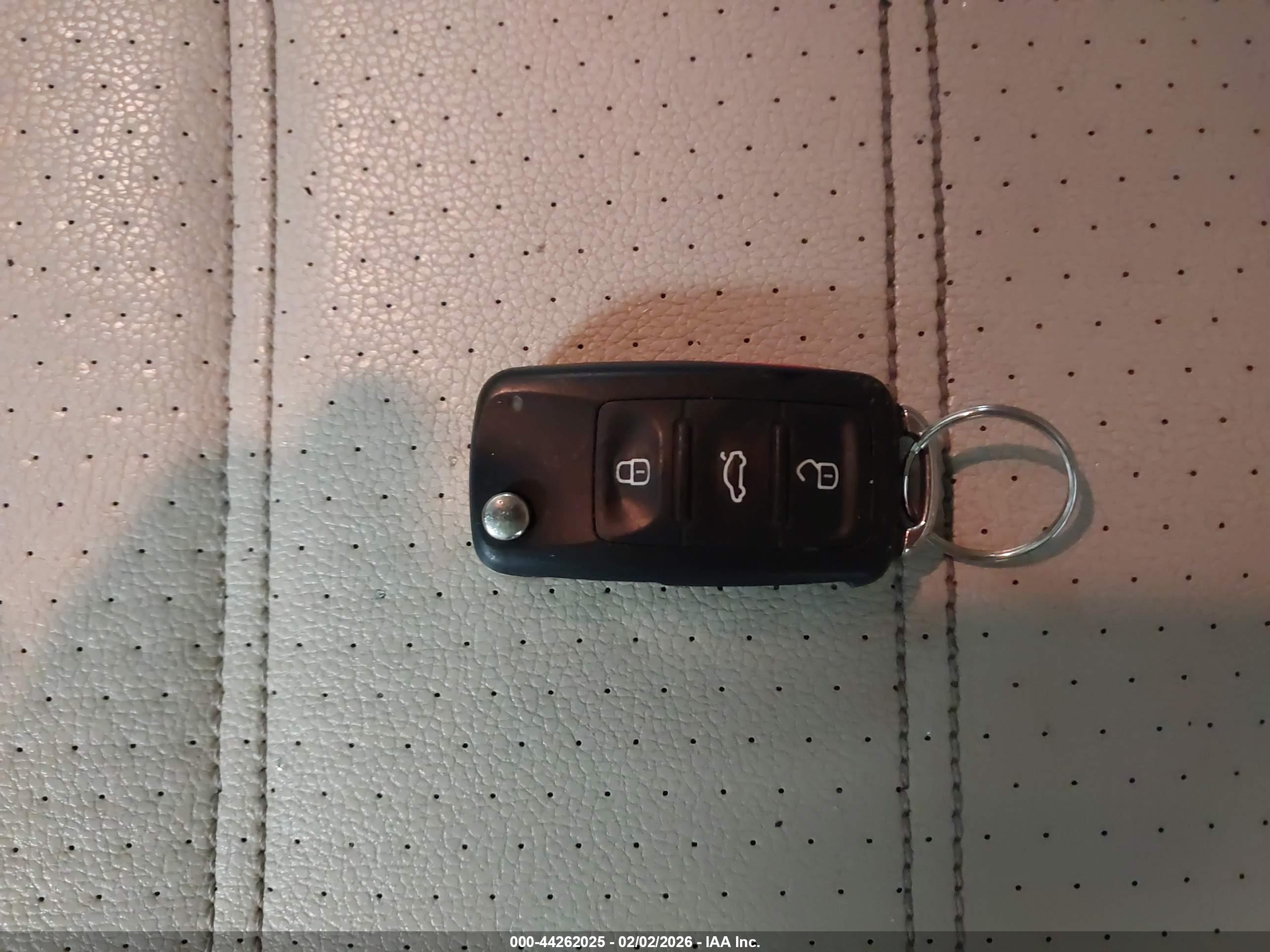 VOLKSWAGEN PASSAT image 11