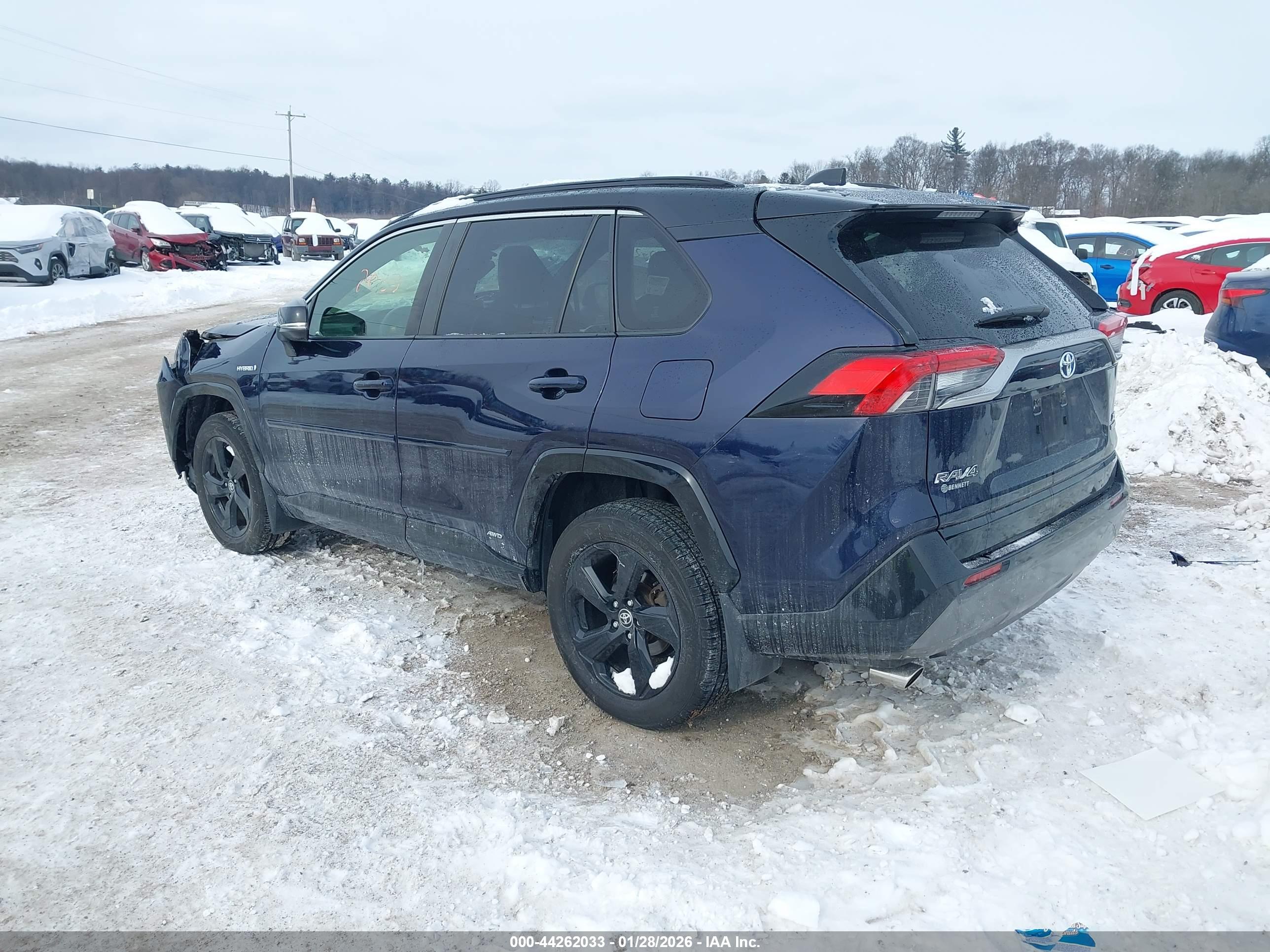 TOYOTA RAV4 image 3
