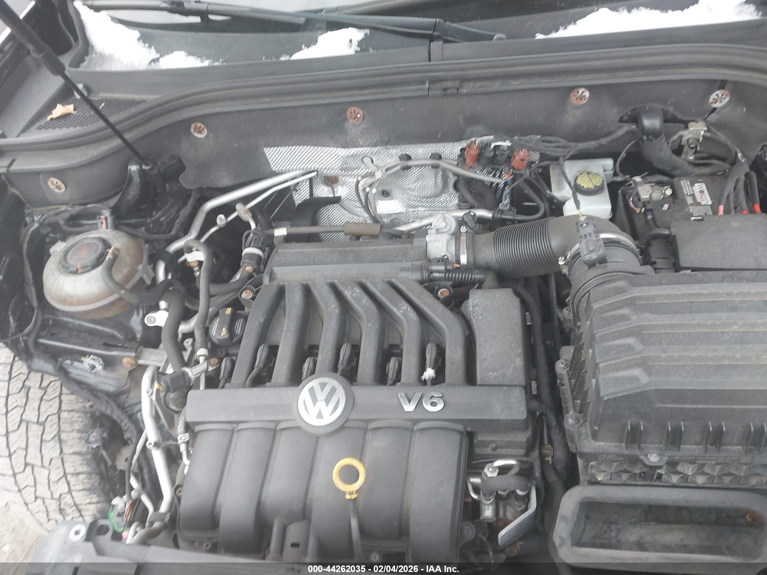 VOLKSWAGEN ATLAS image 10