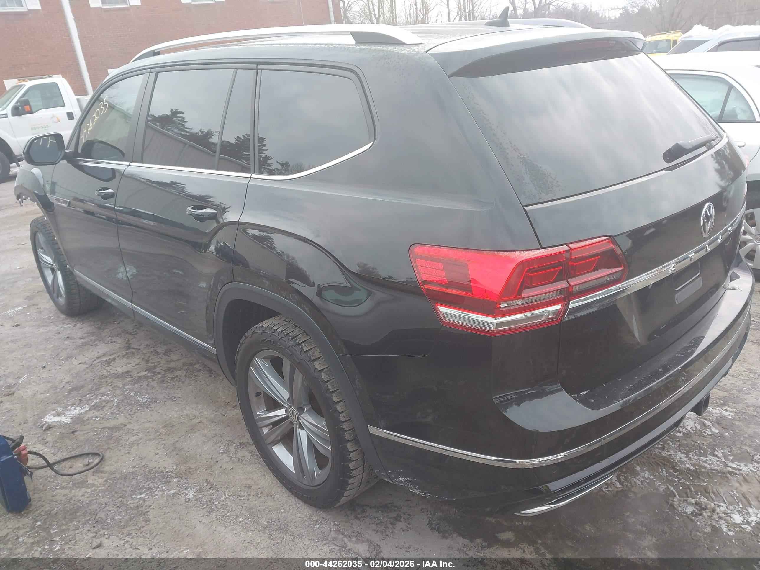 VOLKSWAGEN ATLAS image 3