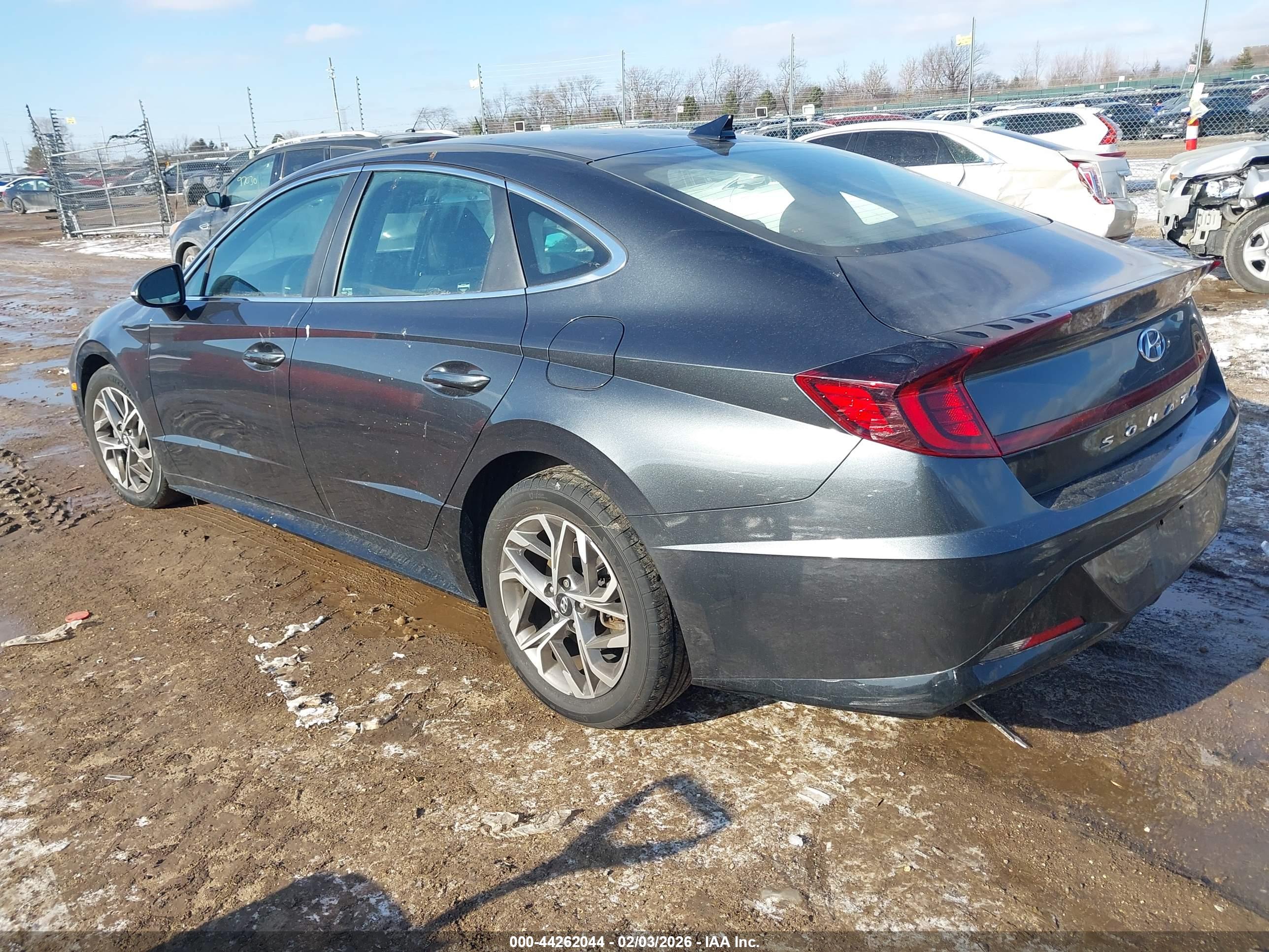HYUNDAI SONATA image 3
