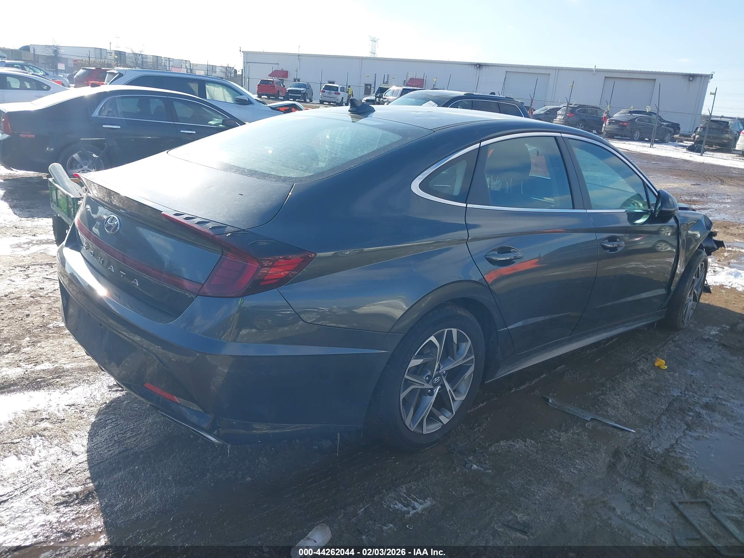 HYUNDAI SONATA image 4