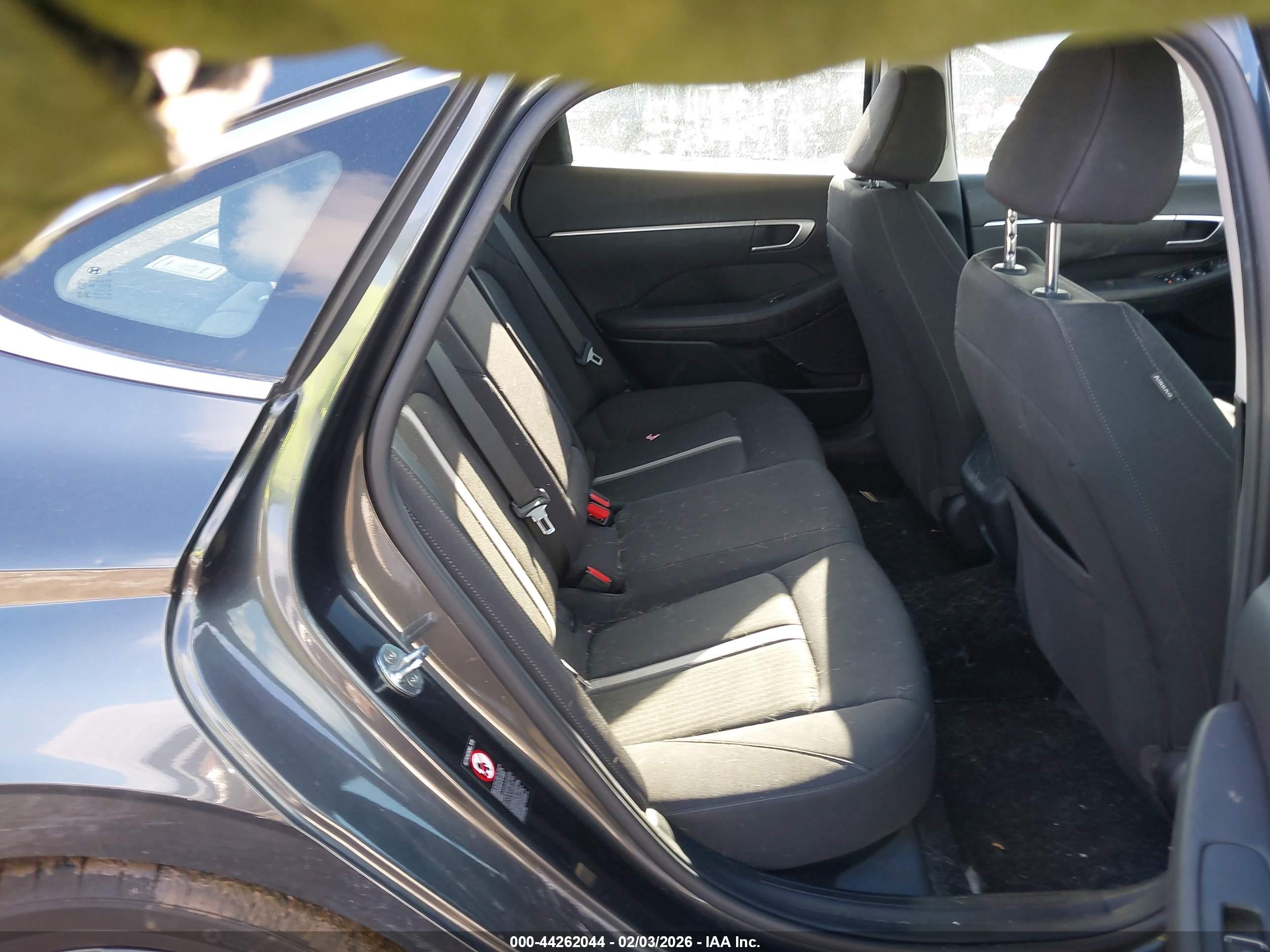 HYUNDAI SONATA image 8
