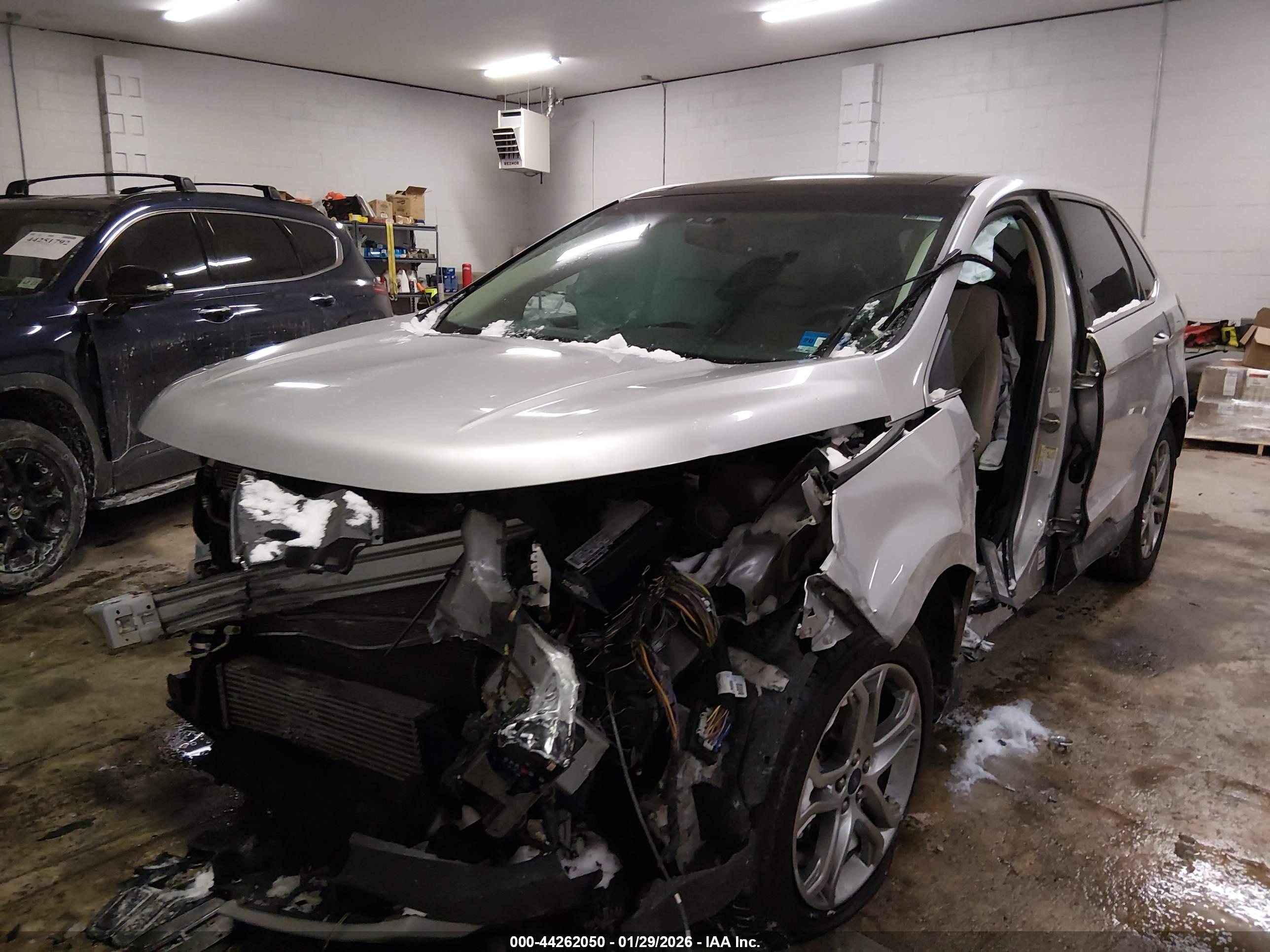 FORD EDGE image 2