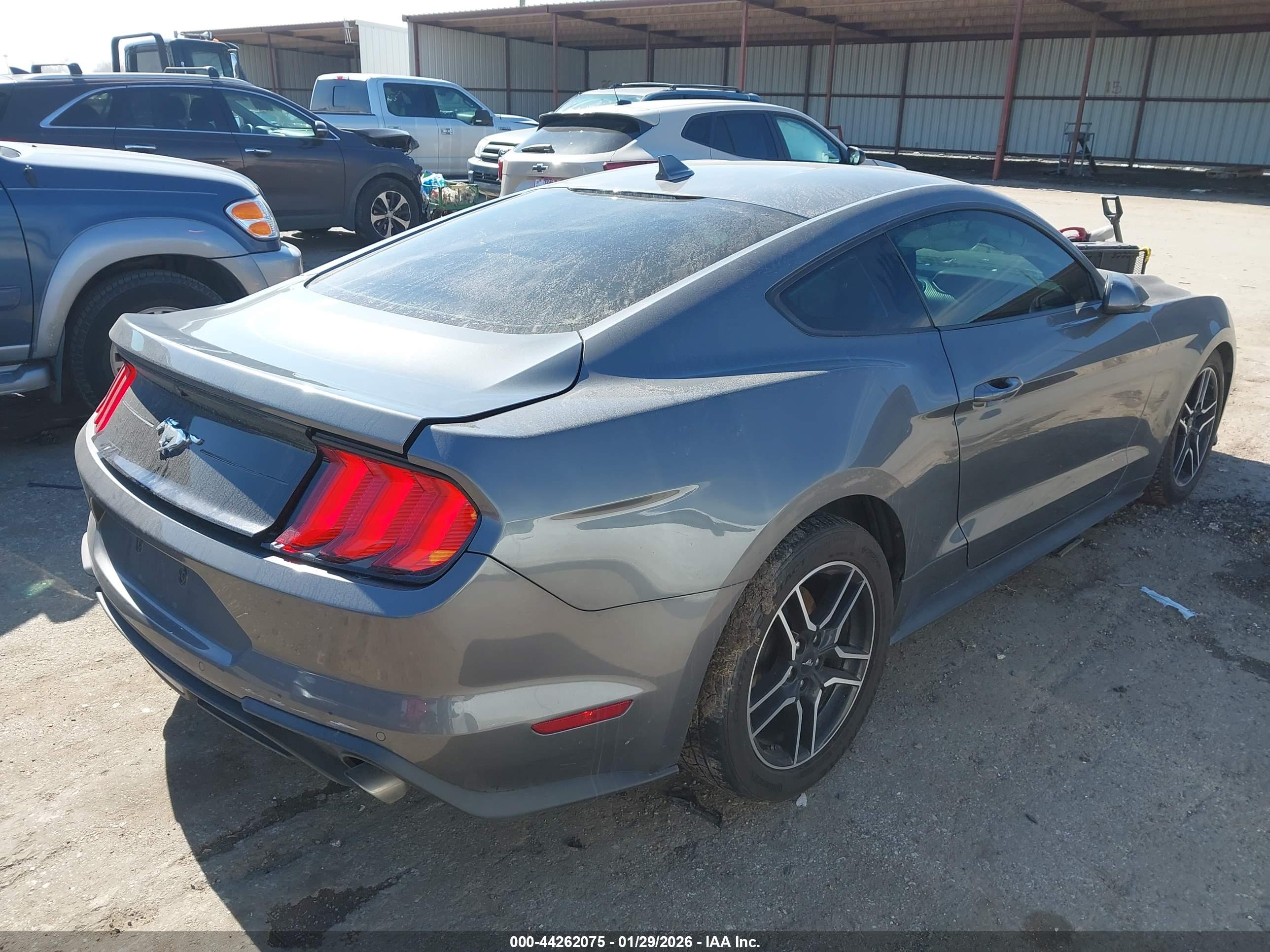 FORD MUSTANG image 4