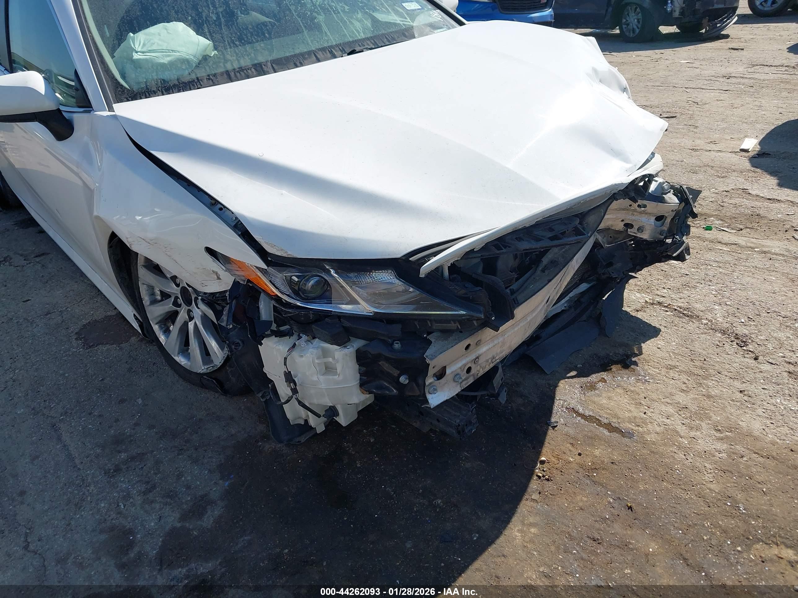 TOYOTA CAMRY image 6