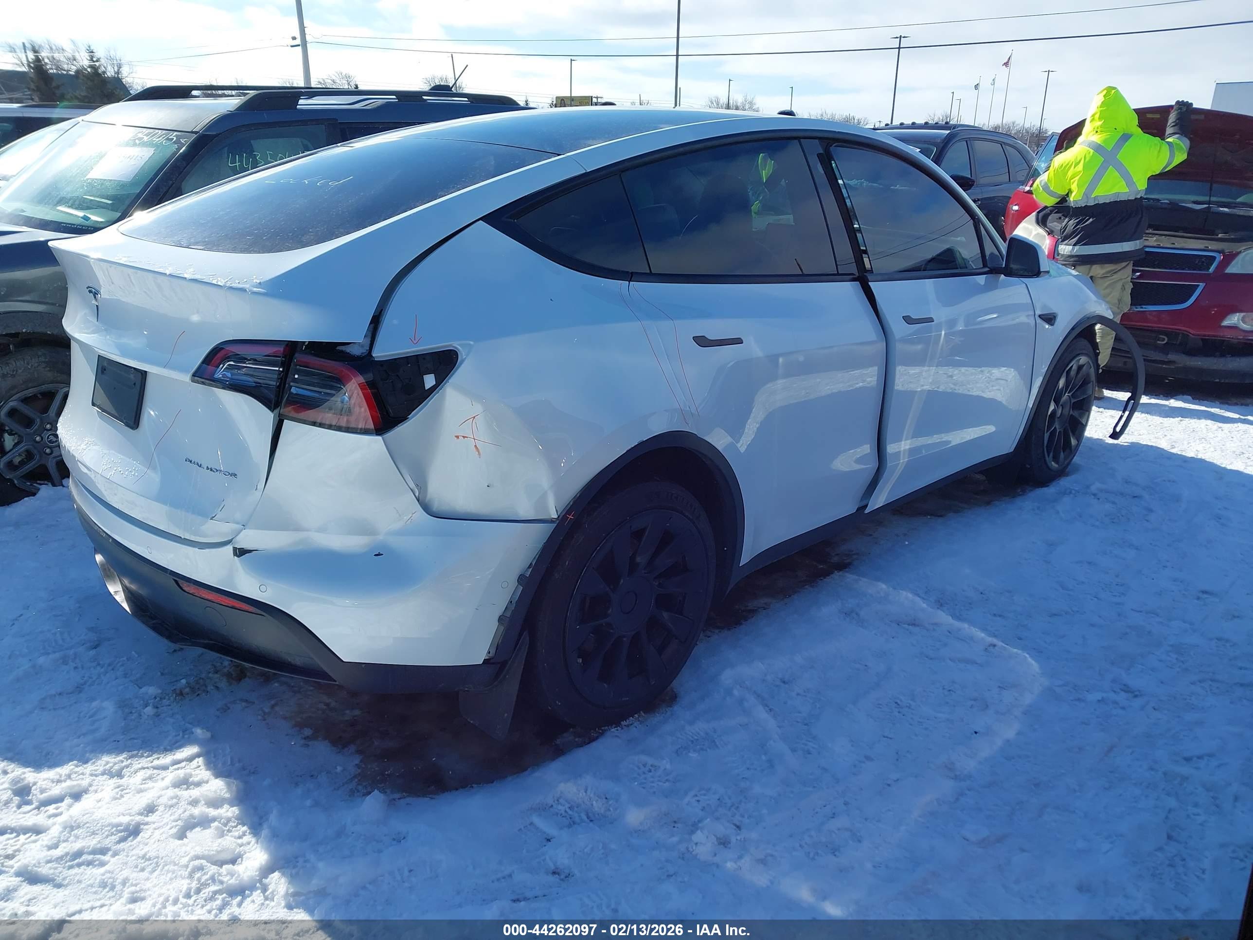 TESLA MODEL image 4