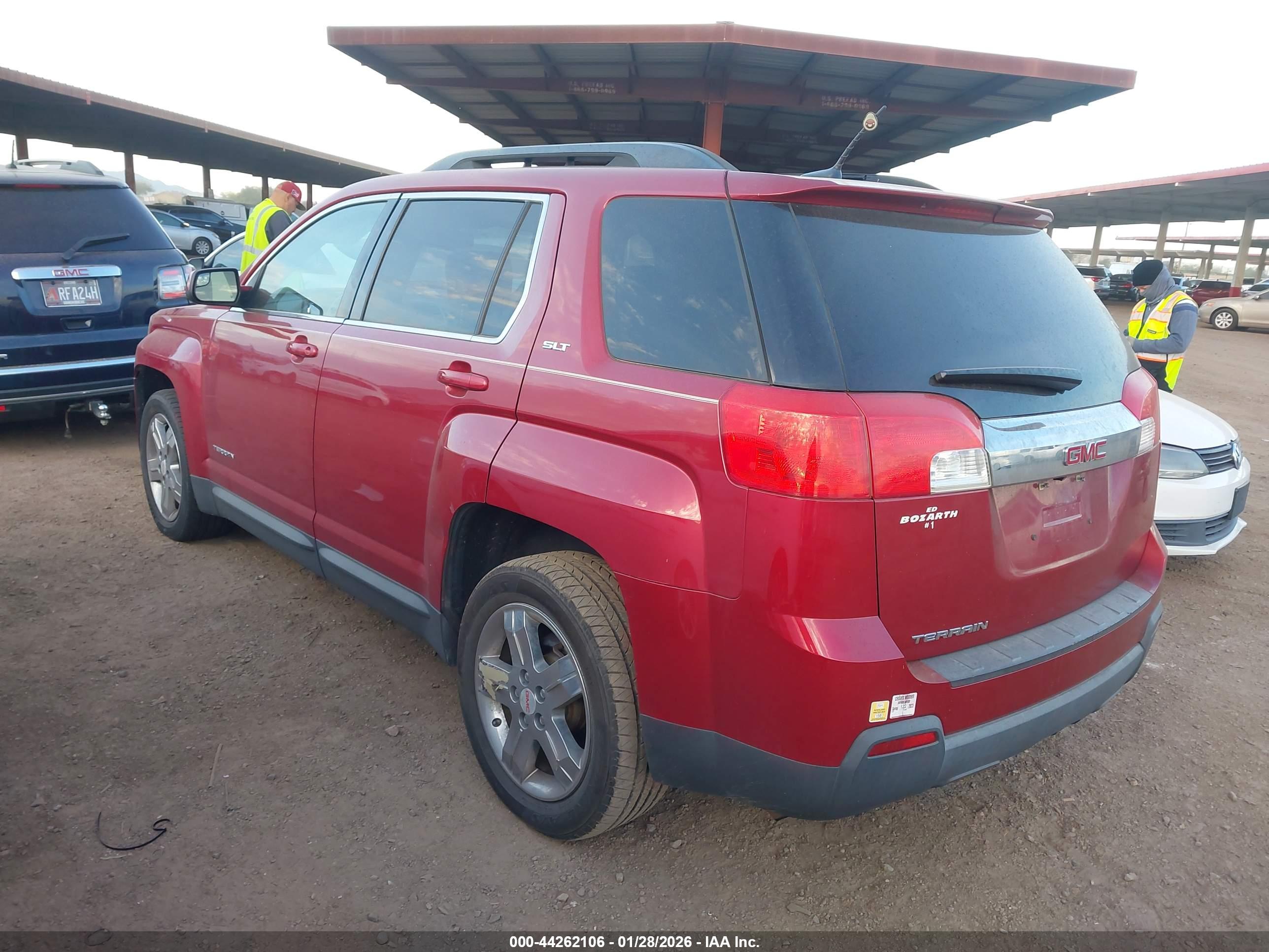 GMC TERRAIN image 3