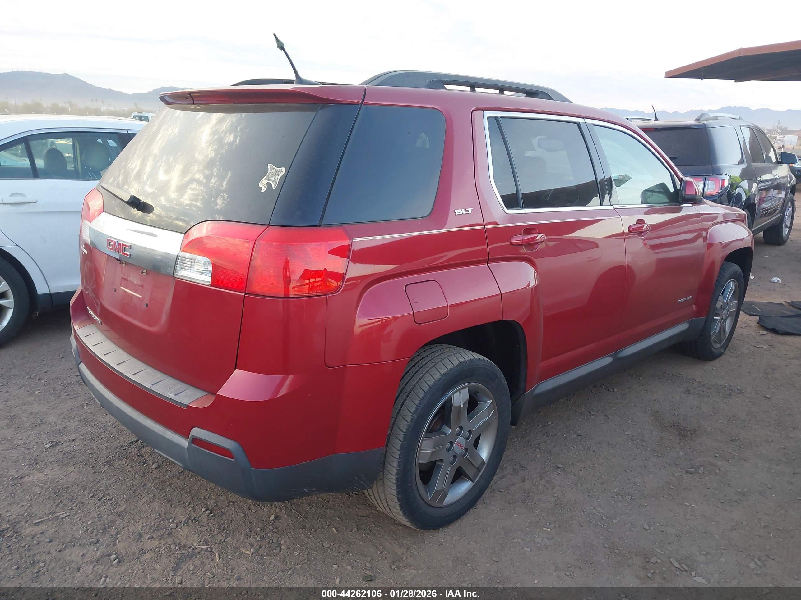 GMC TERRAIN image 4