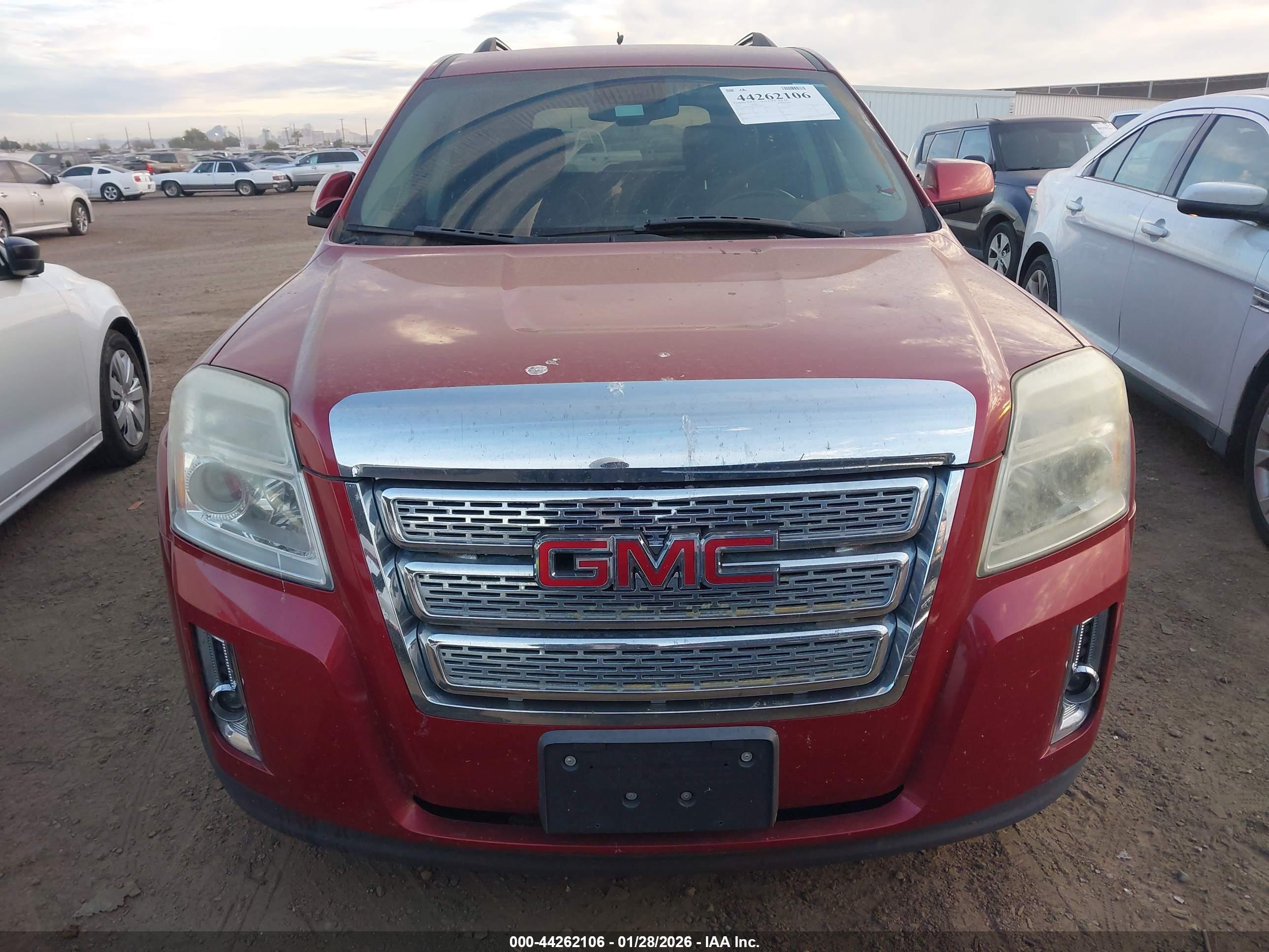 GMC TERRAIN image 6