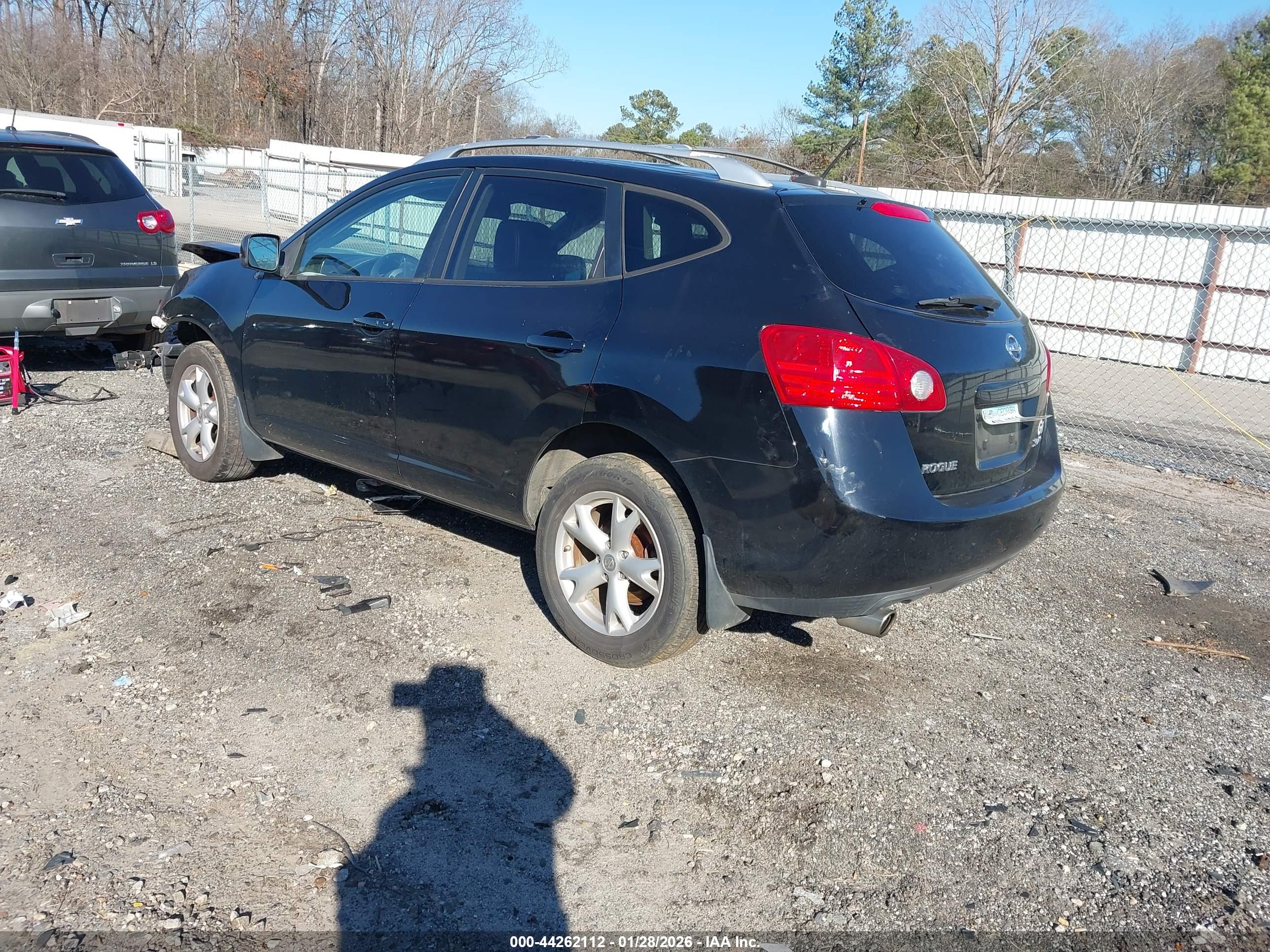 NISSAN ROGUE image 3