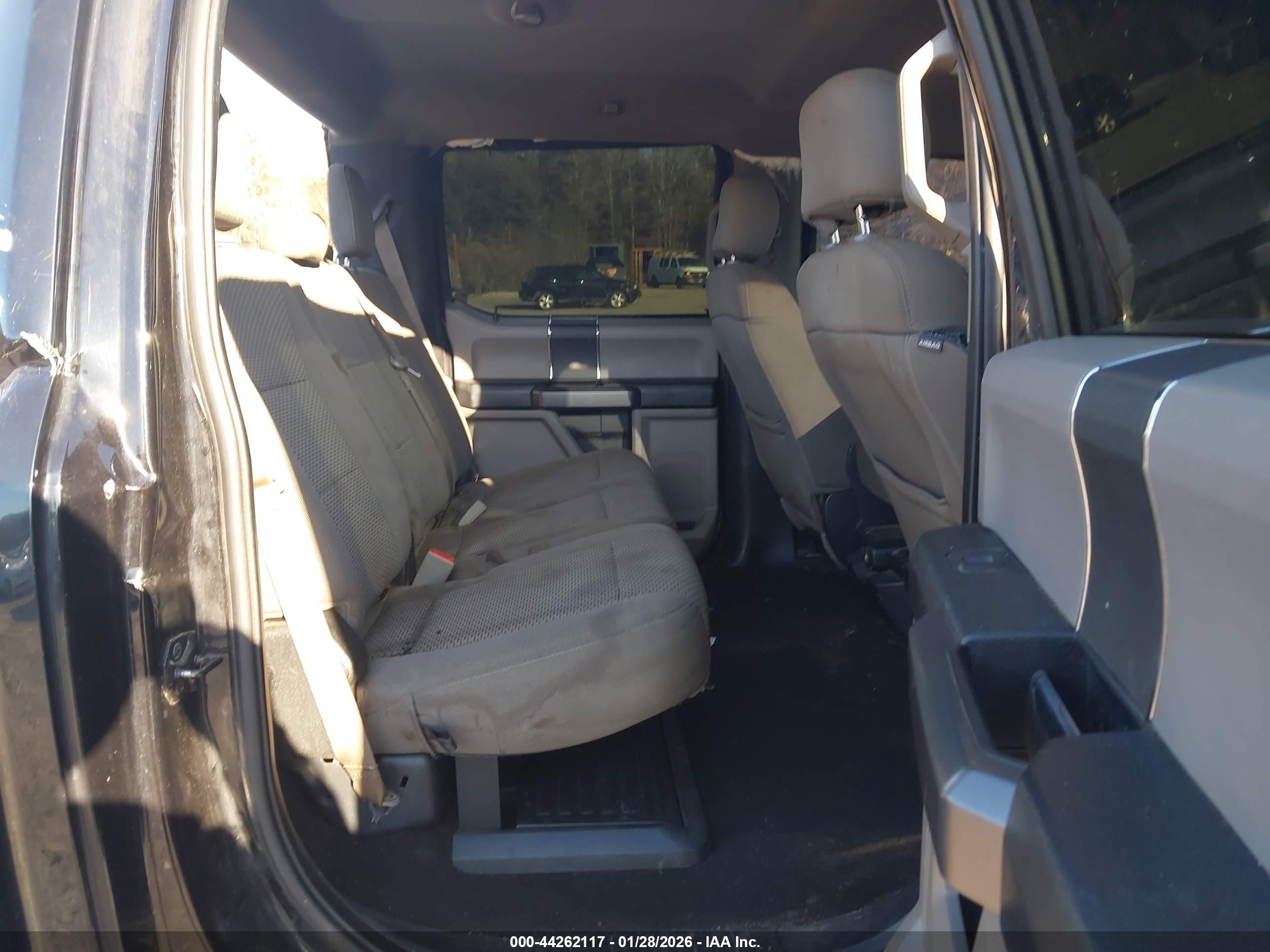 FORD F-250 image 8
