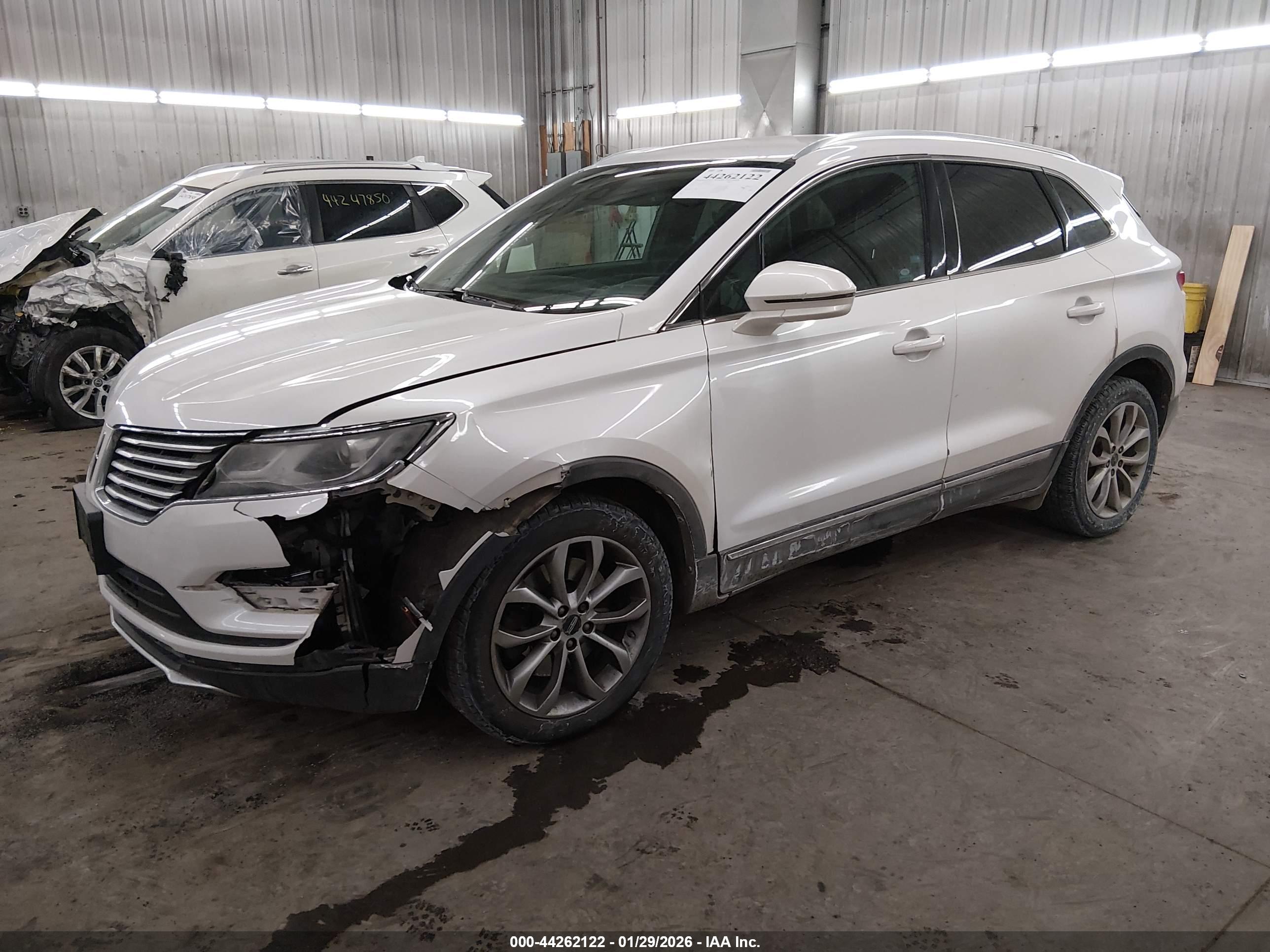 LINCOLN MKC image 2
