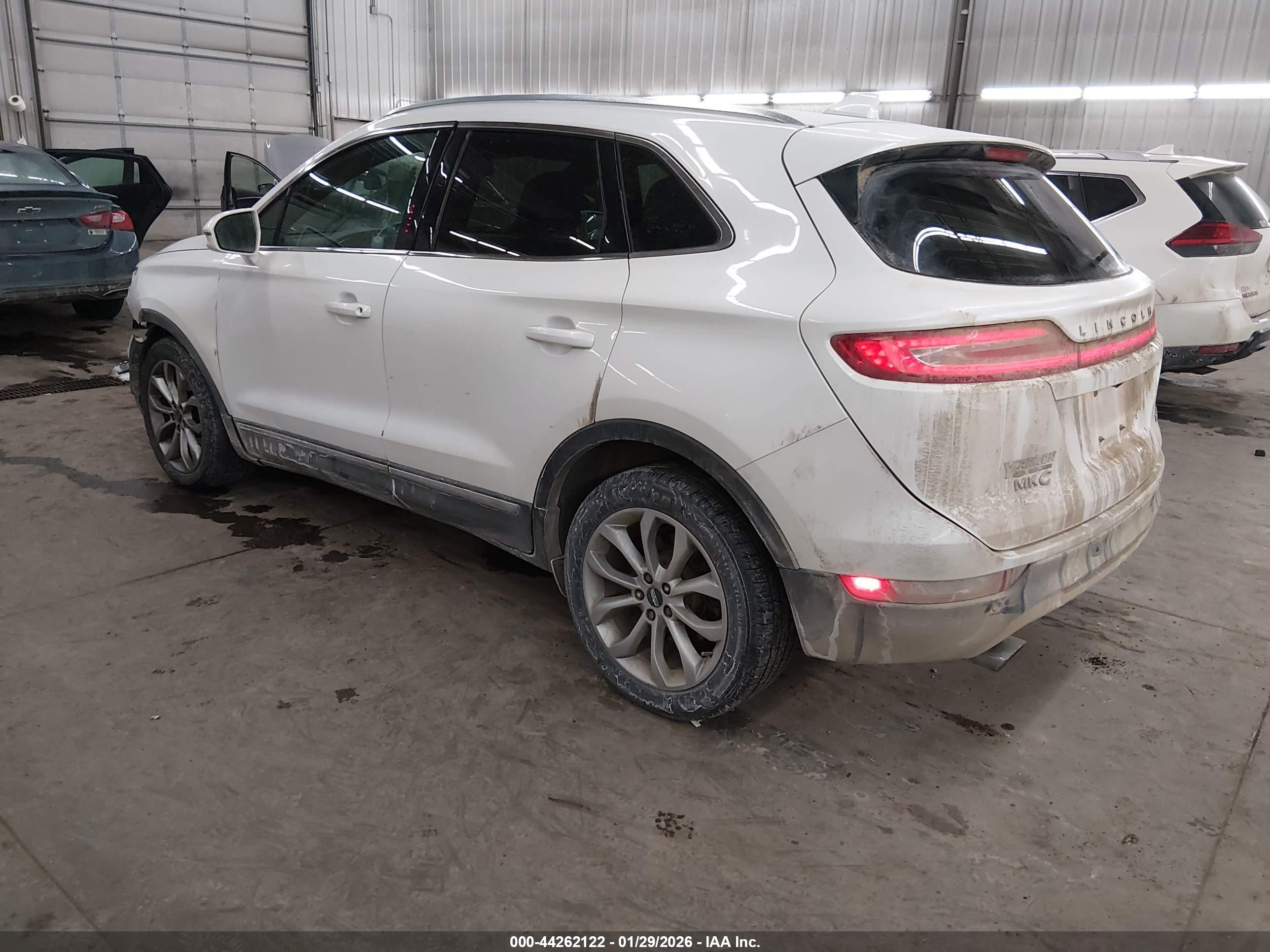 LINCOLN MKC image 3