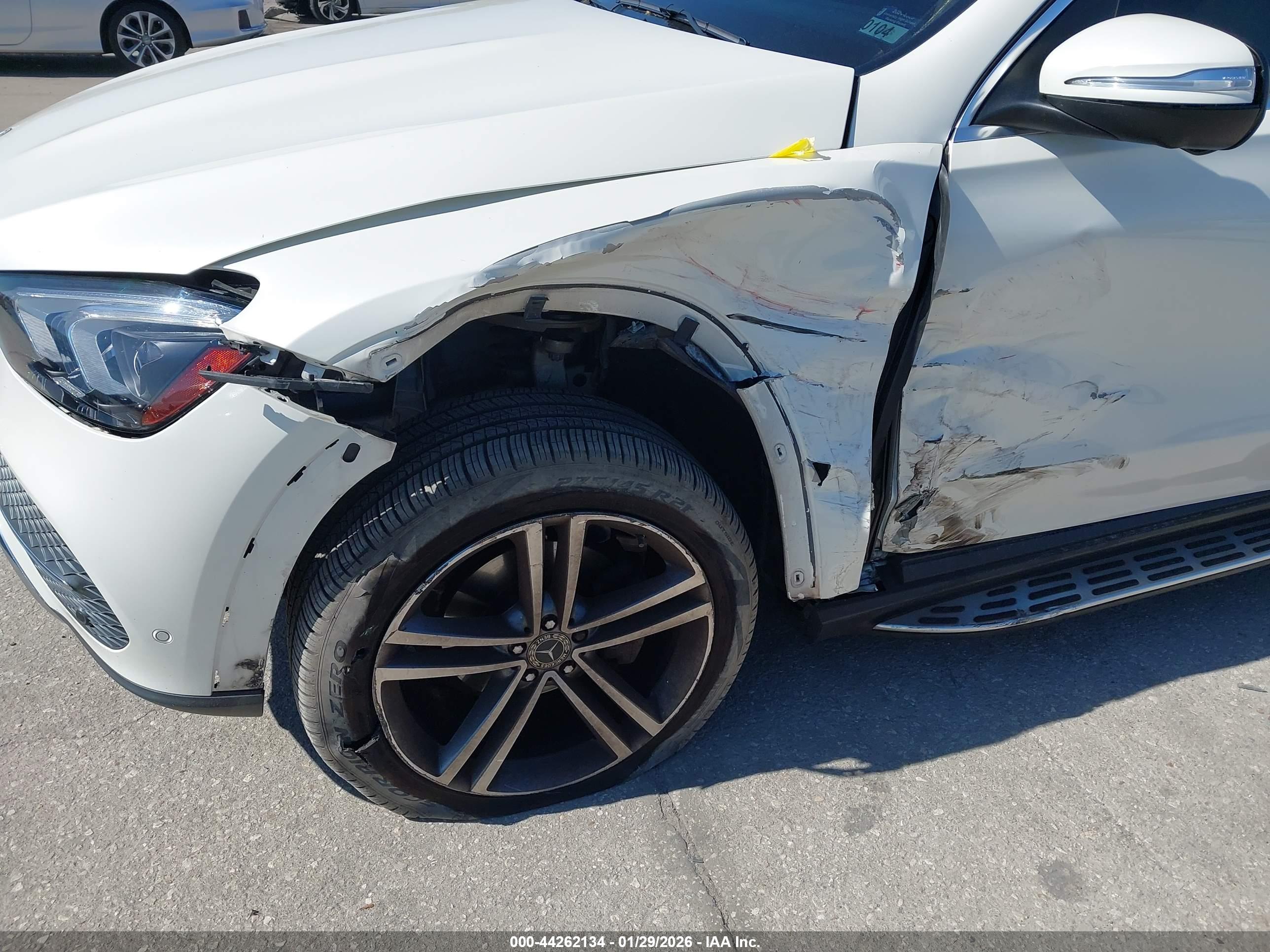 MERCEDES-BENZ GLE image 6