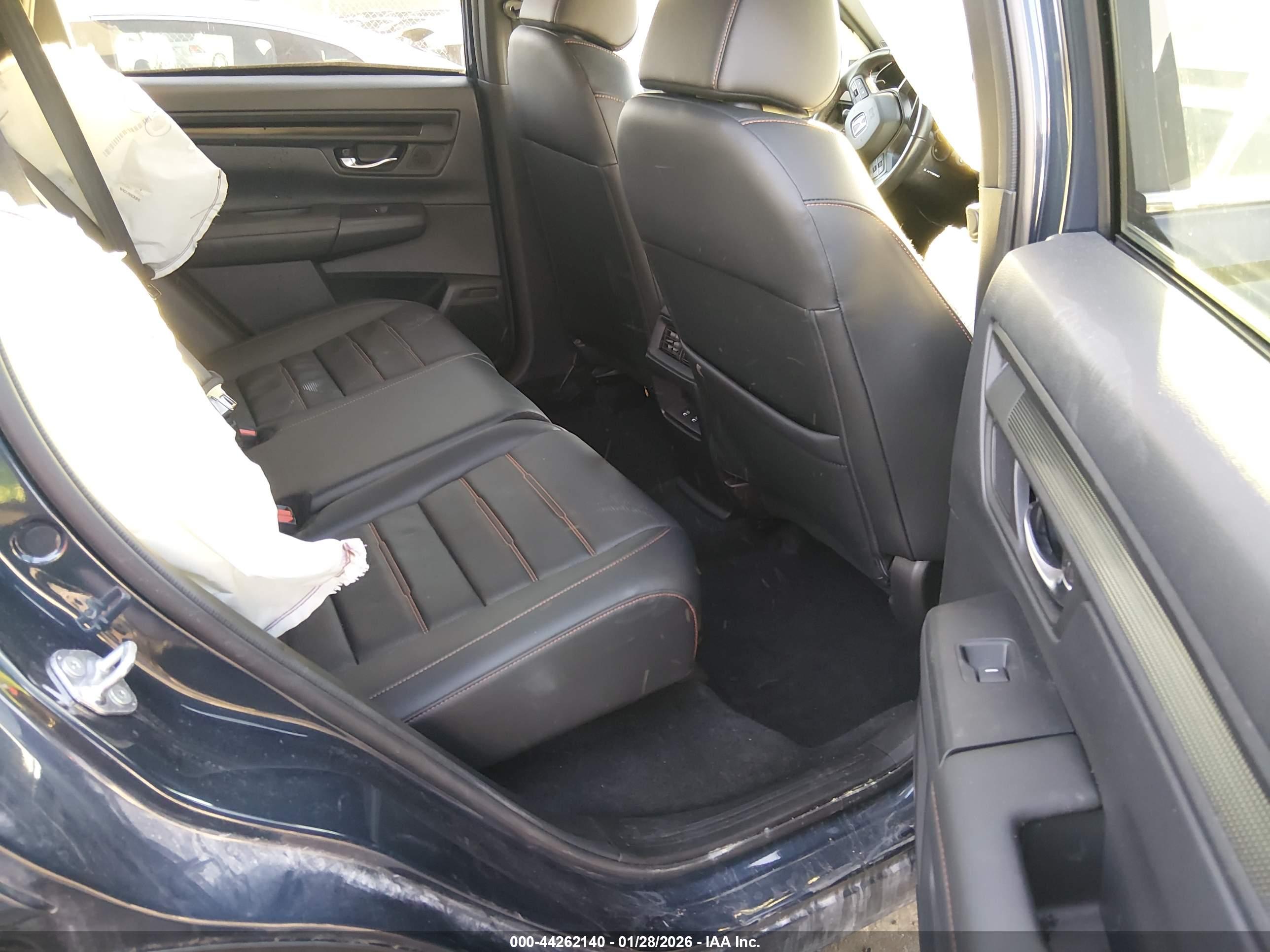 HONDA CR-V image 8