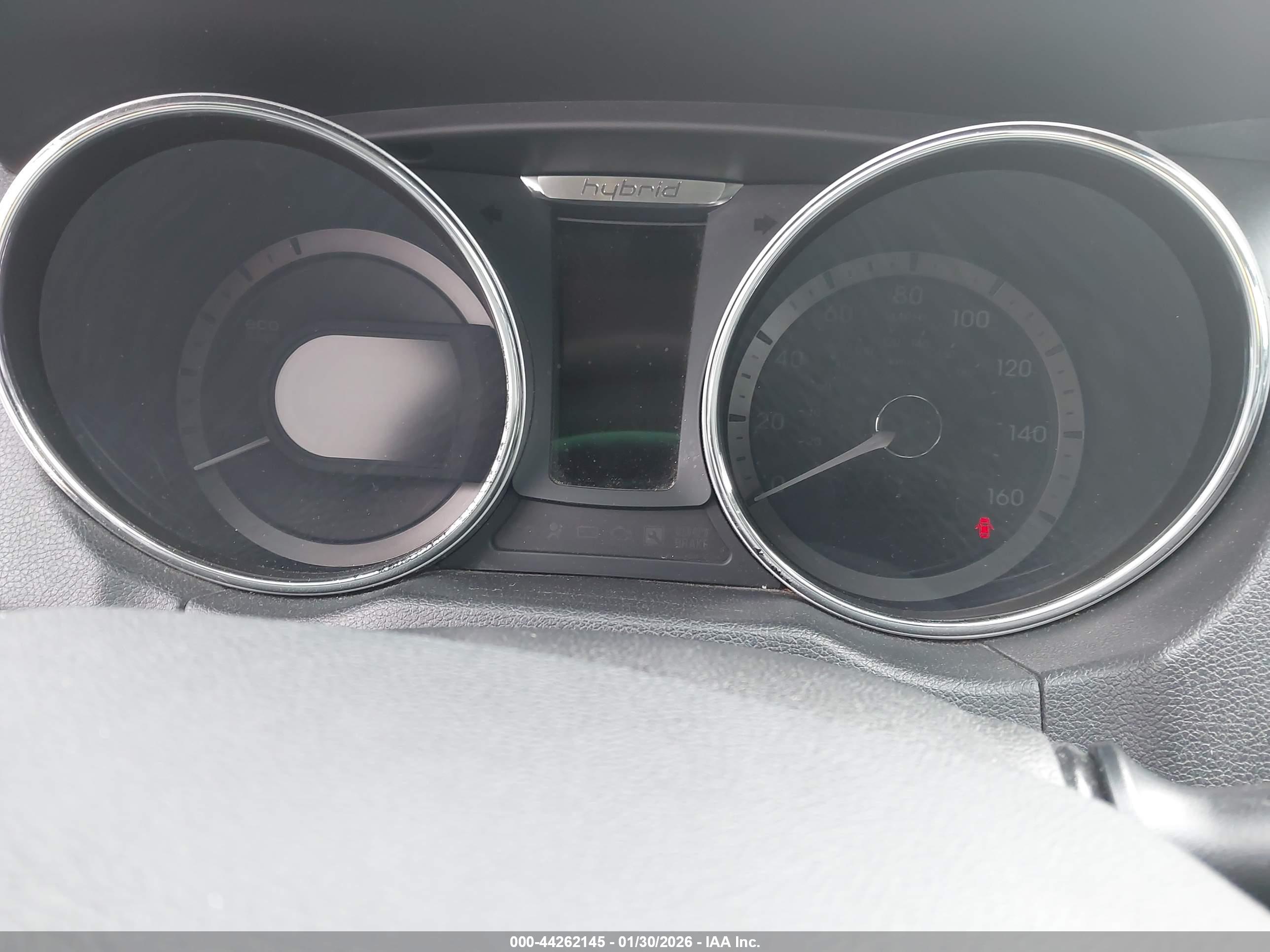 HYUNDAI SONATA image 7