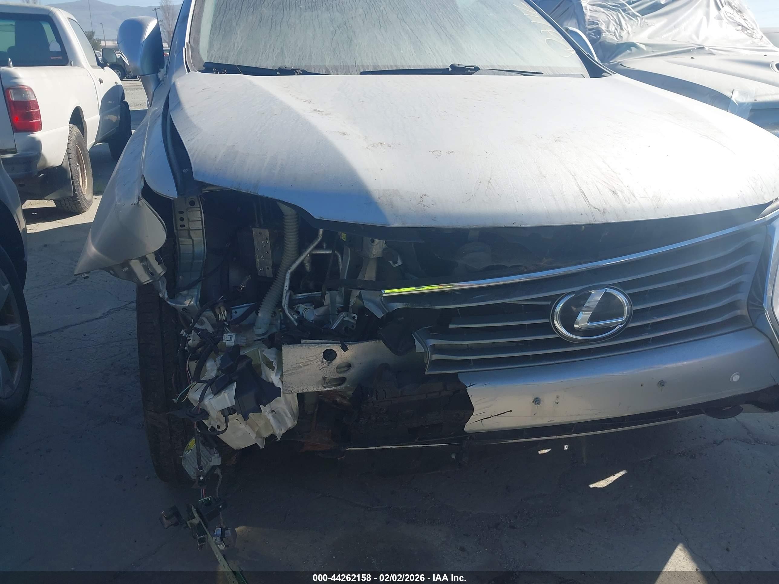 LEXUS RX image 6