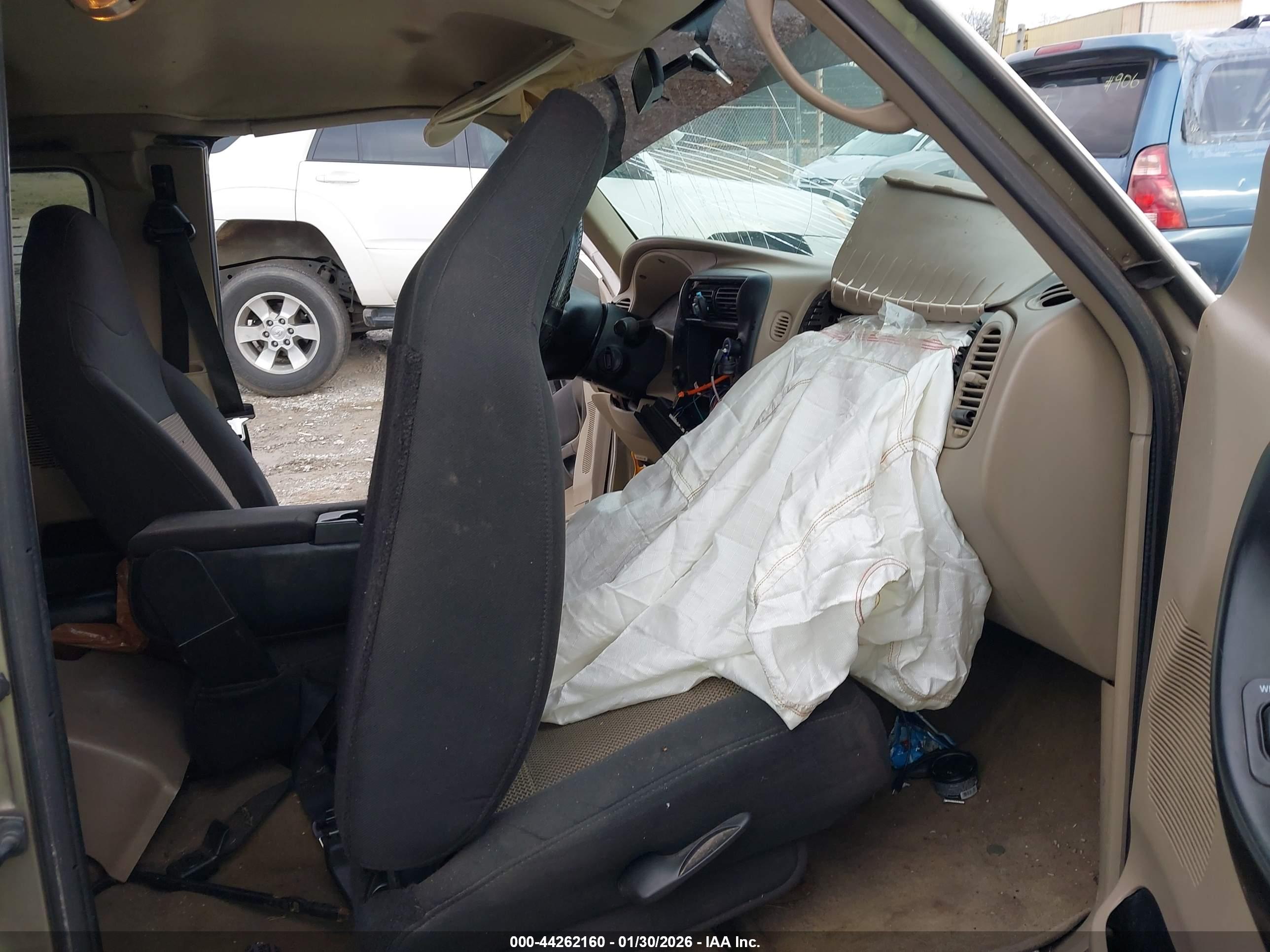 FORD RANGER image 5