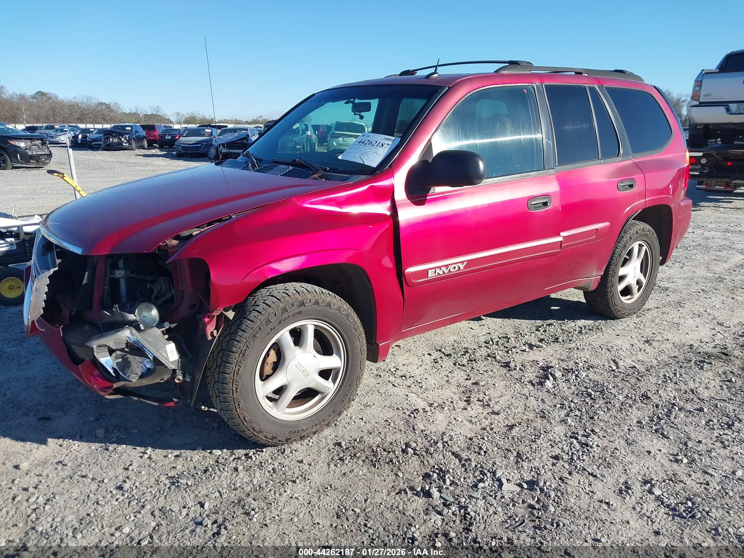 GMC ENVOY image 2