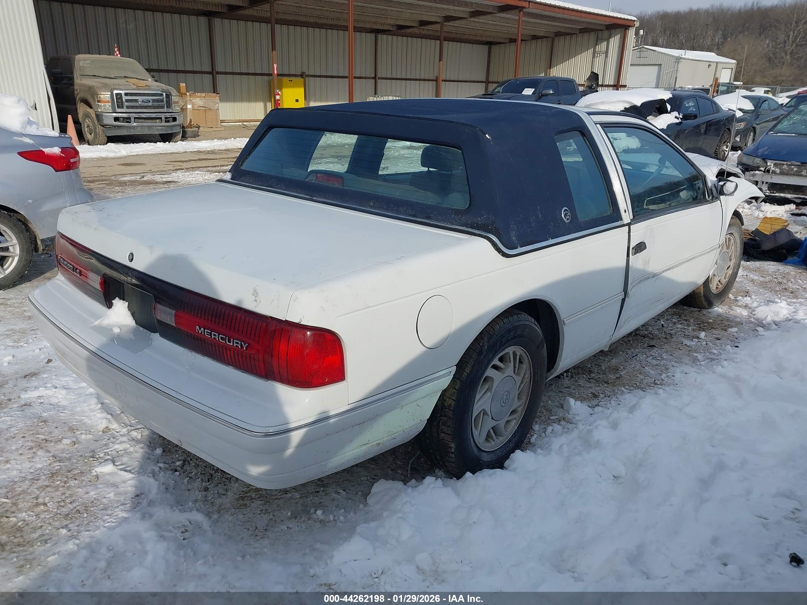 MERCURY COUGAR image 4
