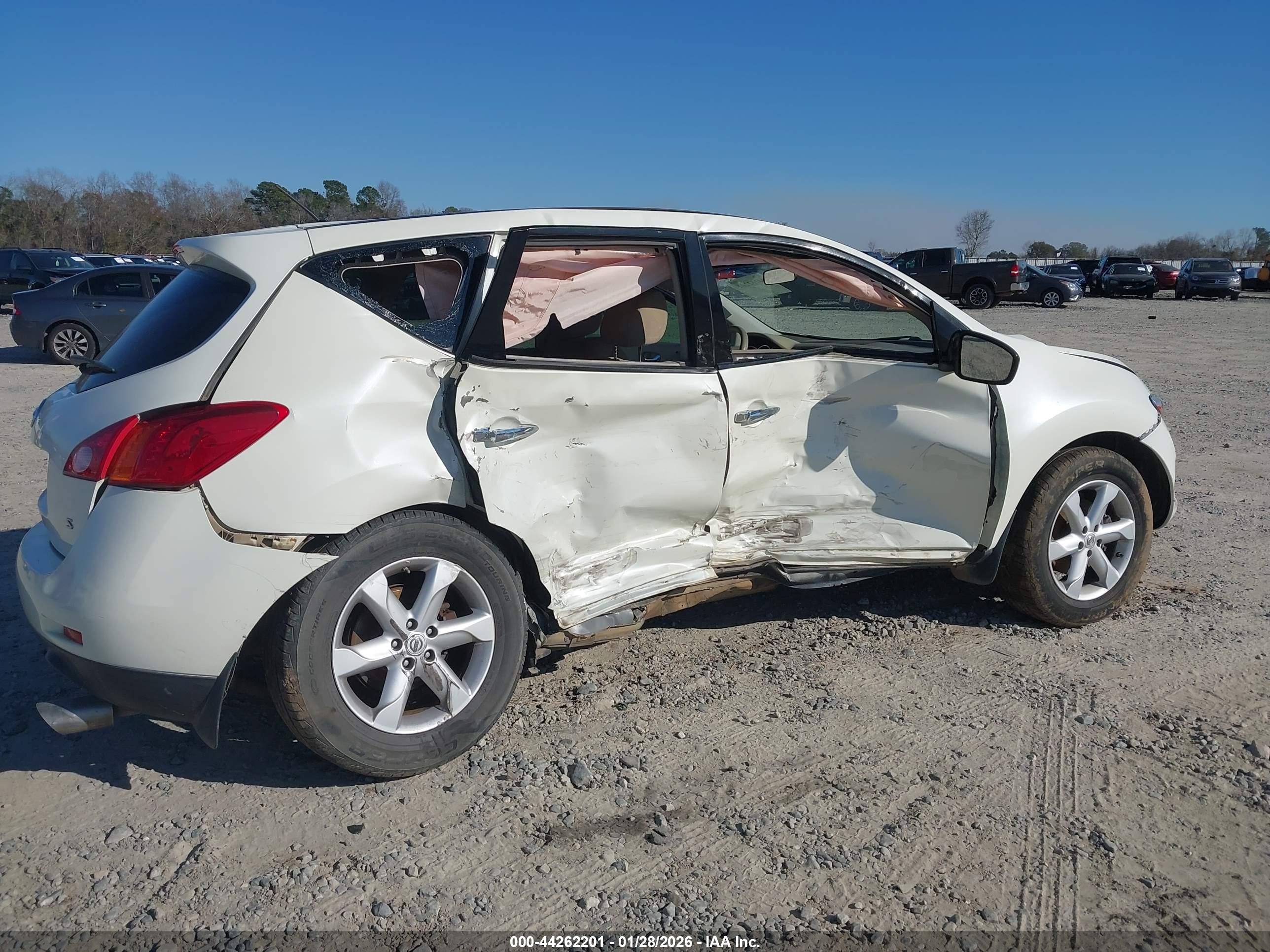 NISSAN MURANO image 6