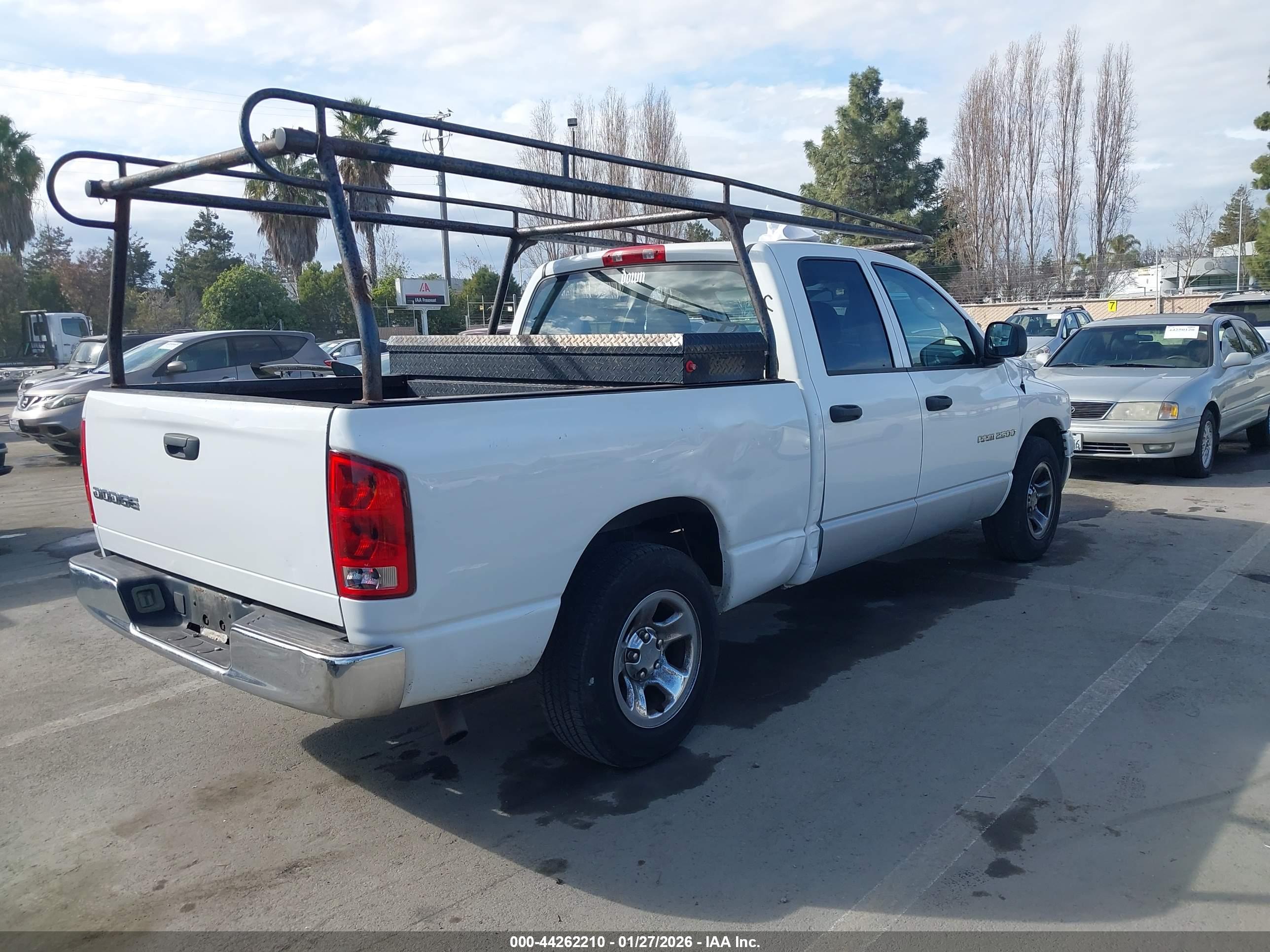 DODGE RAM image 4