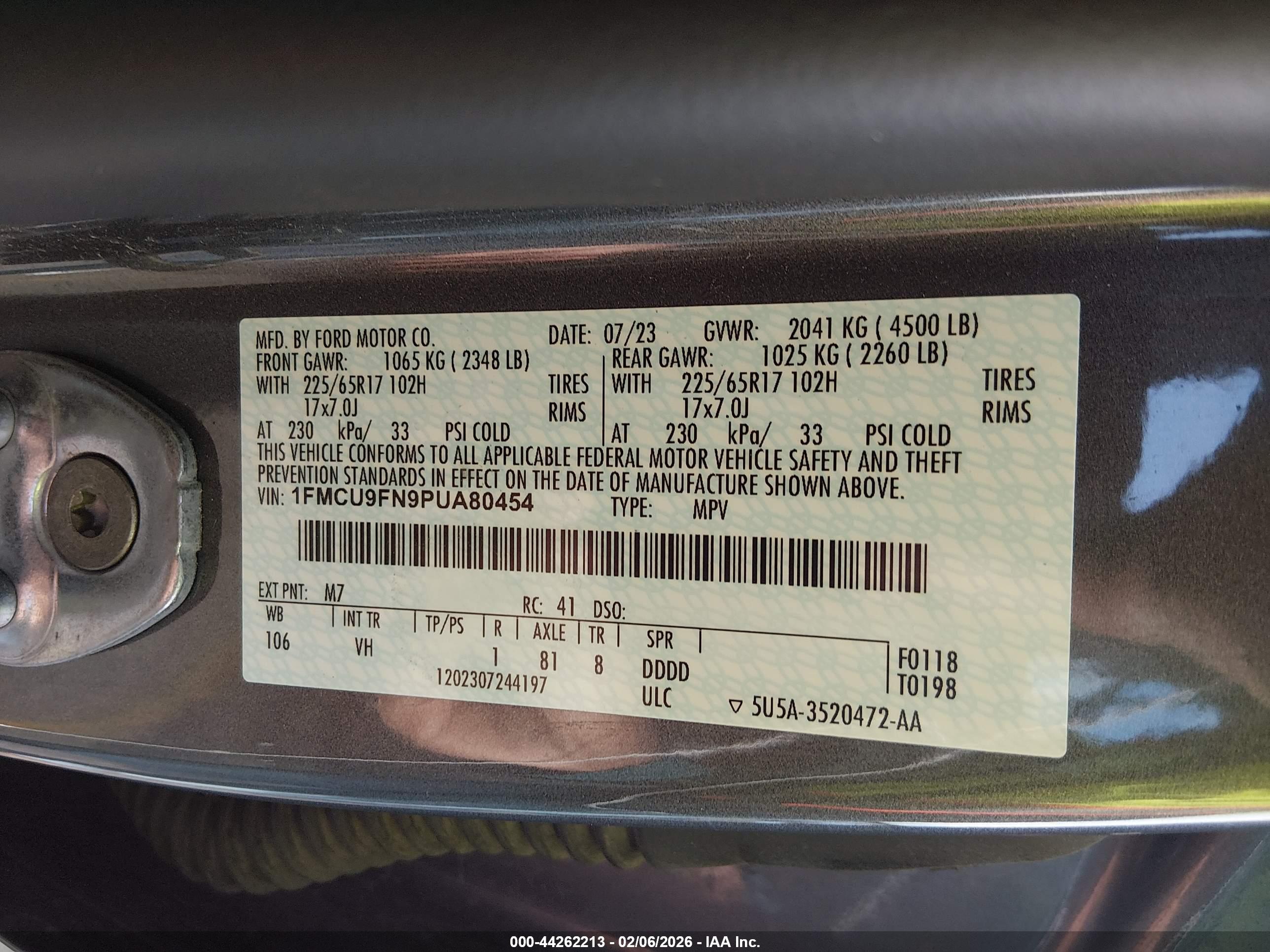 FORD ESCAPE image 9