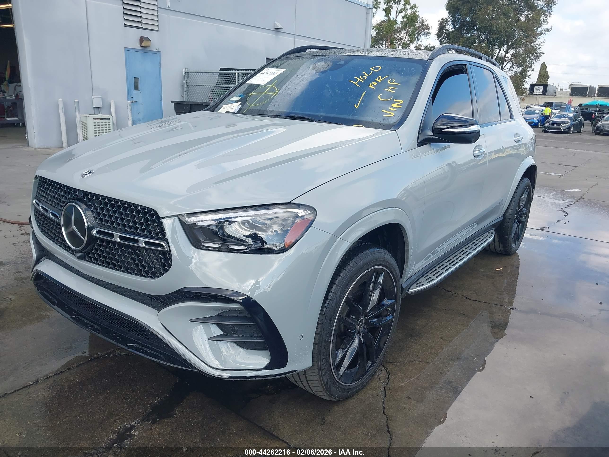 MERCEDES-BENZ GLE image 2