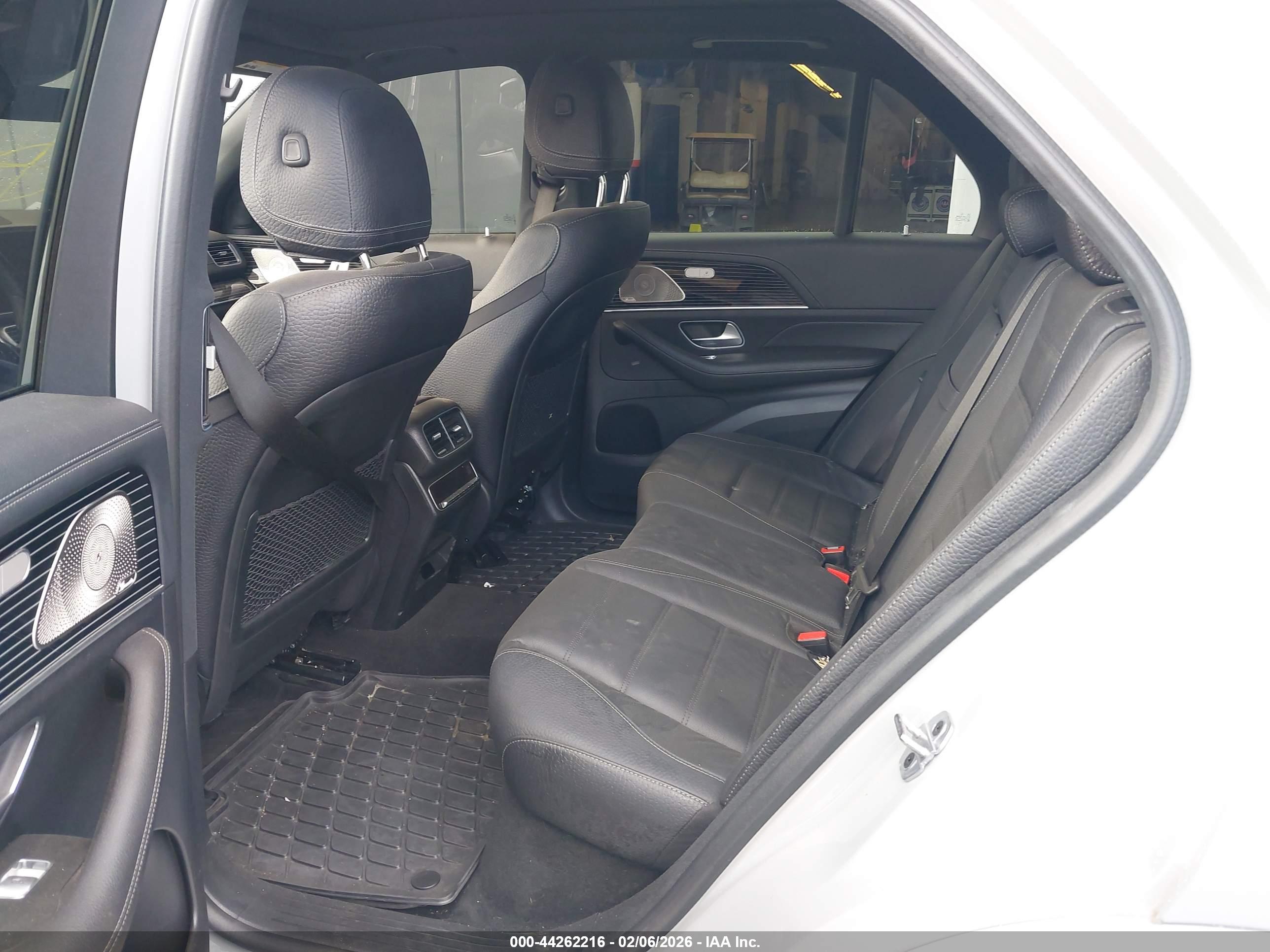 MERCEDES-BENZ GLE image 8