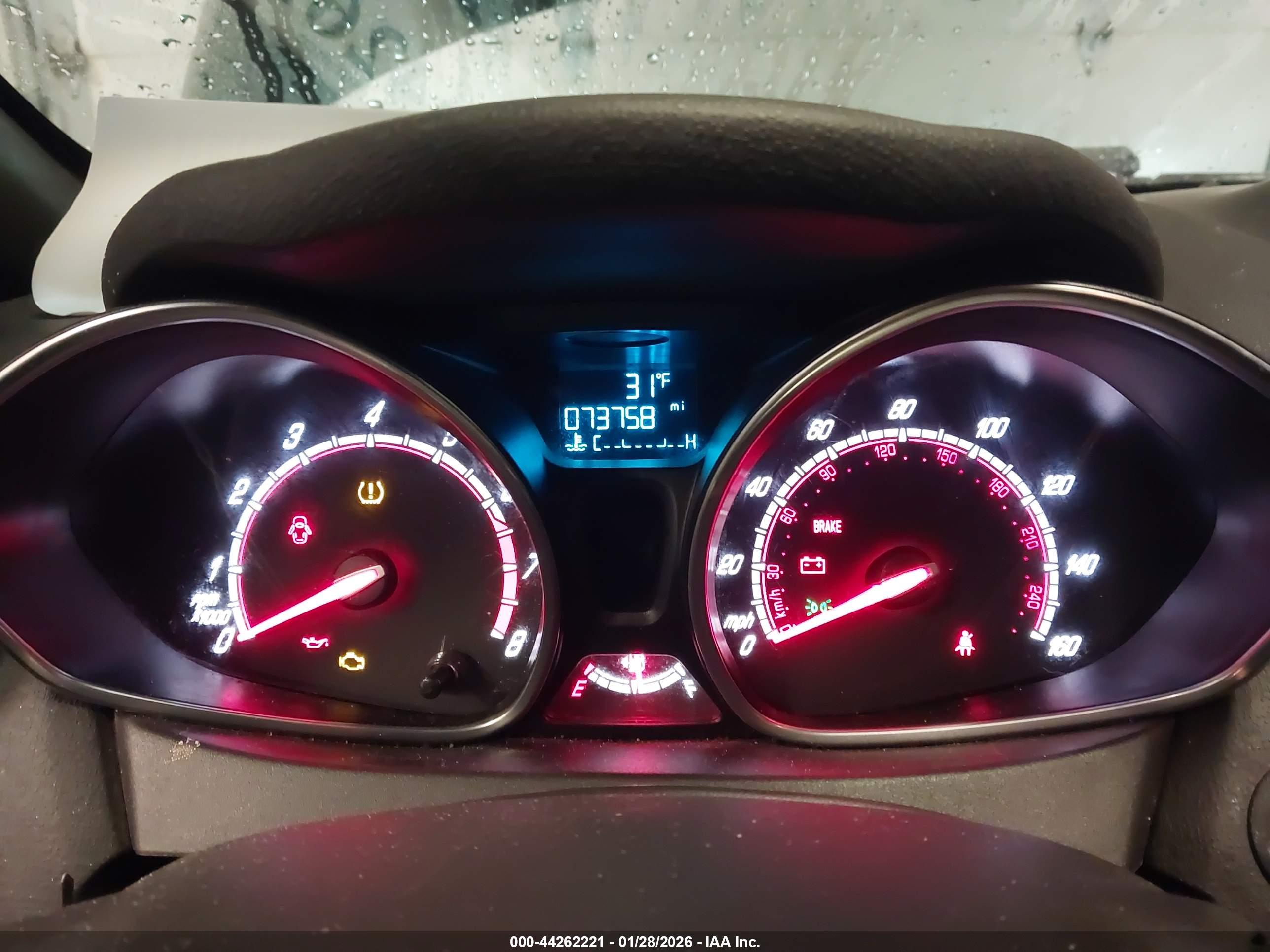 FORD FIESTA image 7