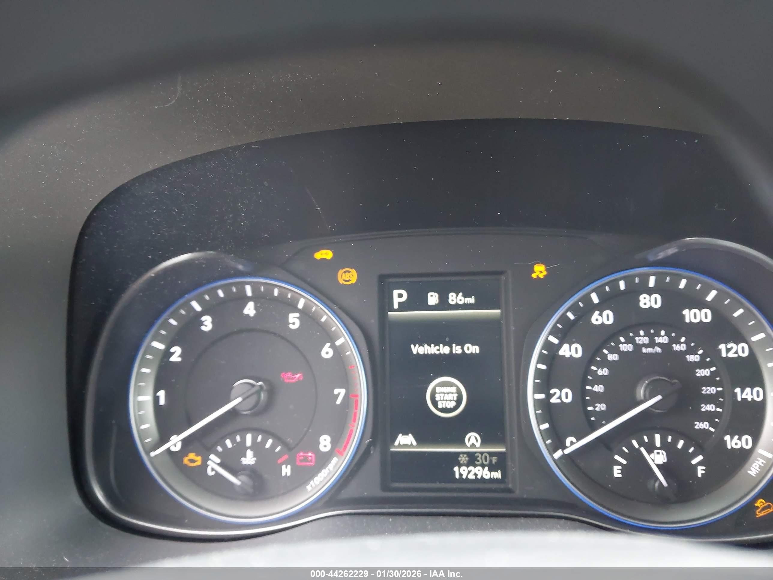 HYUNDAI KONA image 7