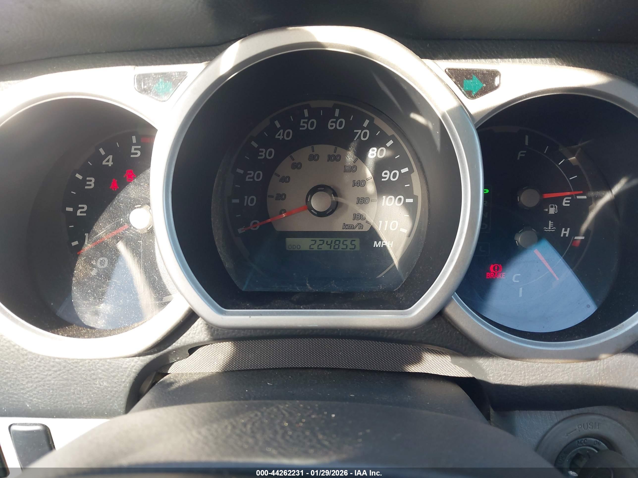 TOYOTA 4RUNNER image 7