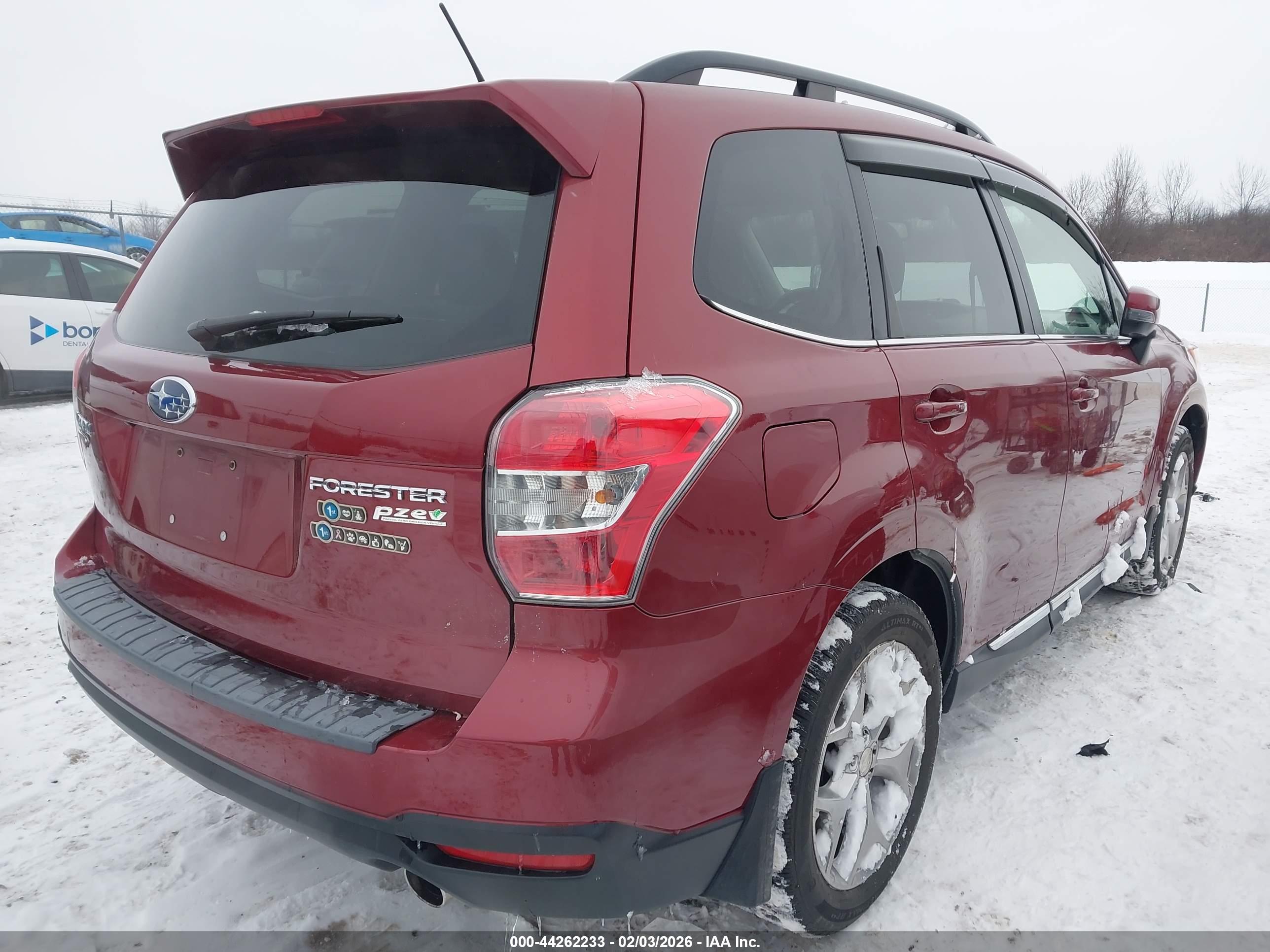 SUBARU FORESTER image 4