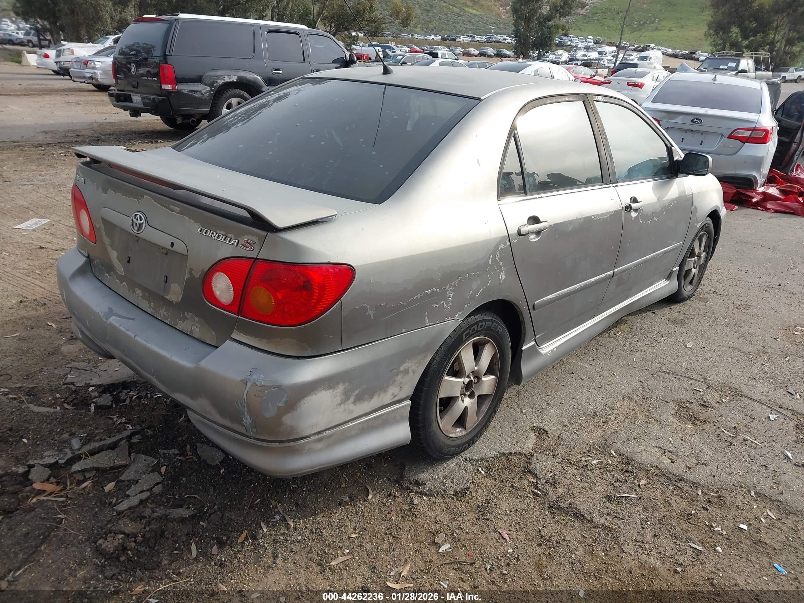 TOYOTA COROLLA image 4