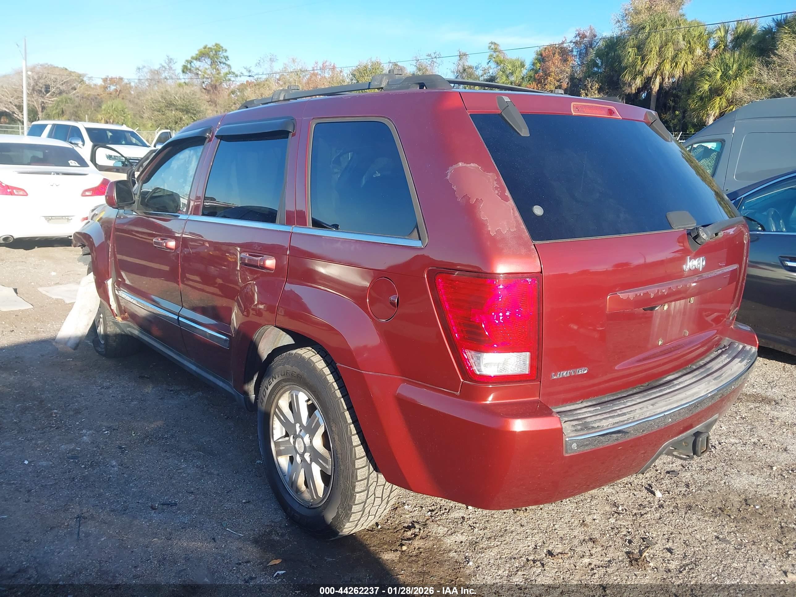 JEEP GRAND image 3