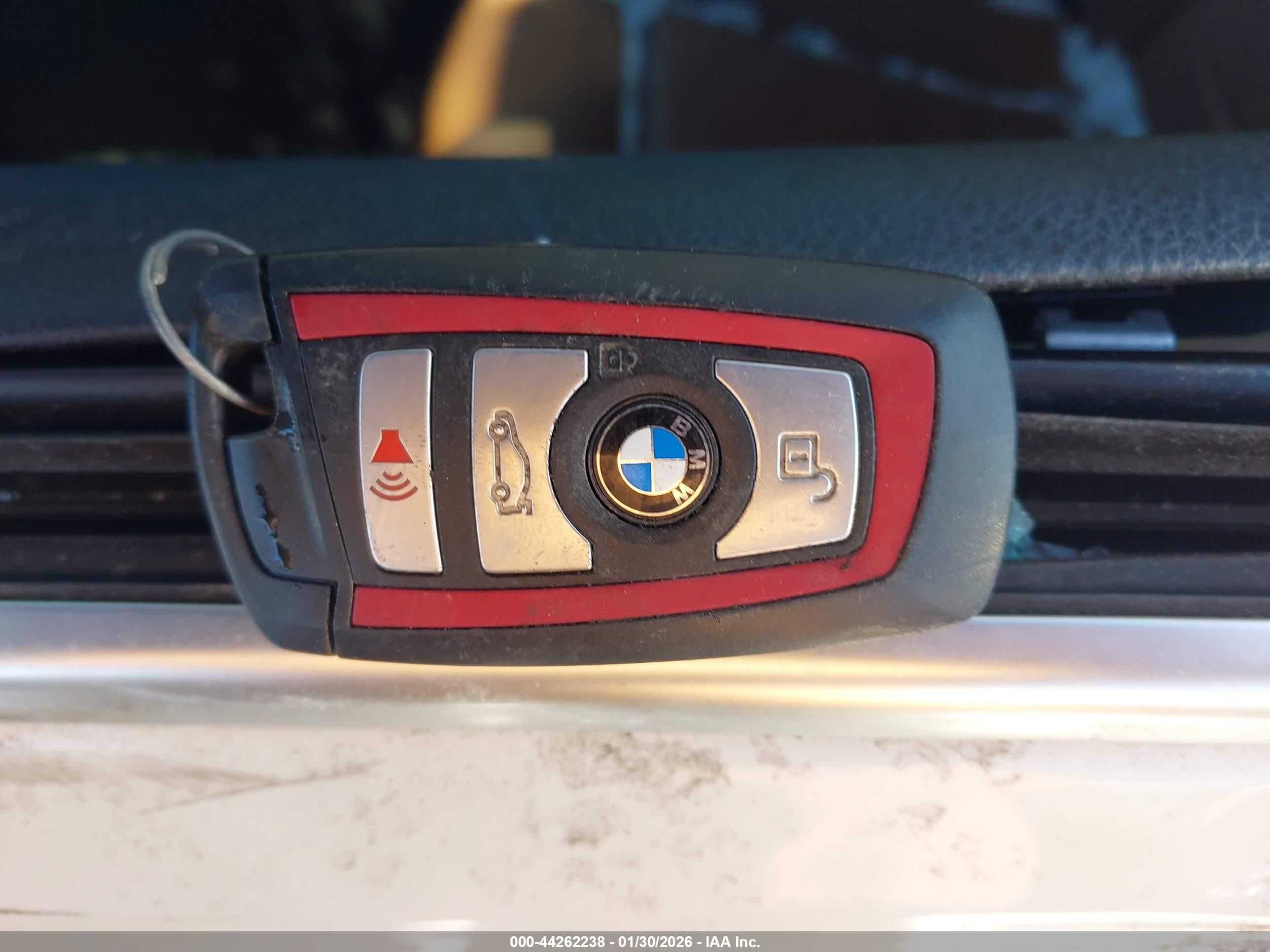 BMW 330I image 11