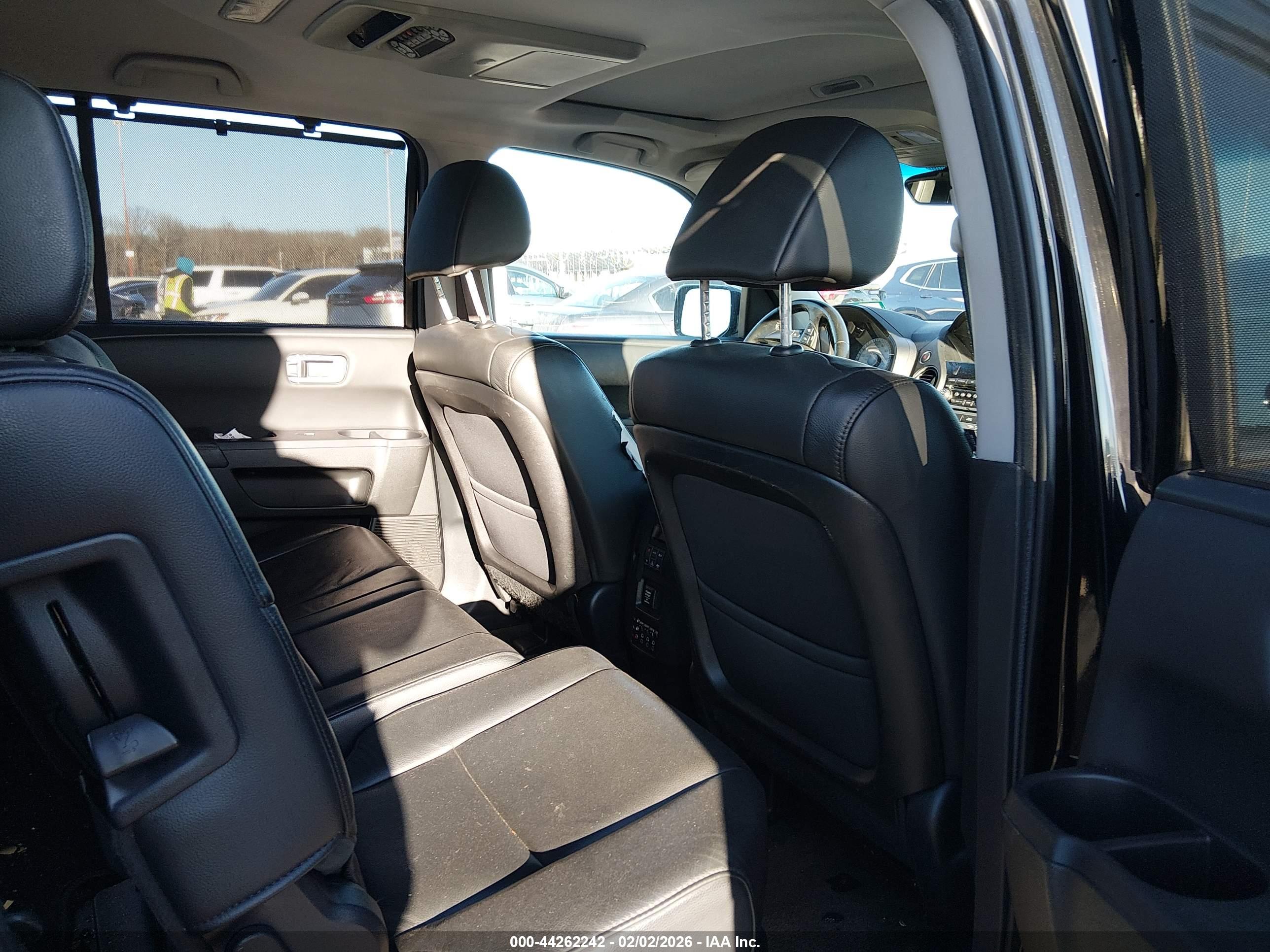 HONDA PILOT image 8