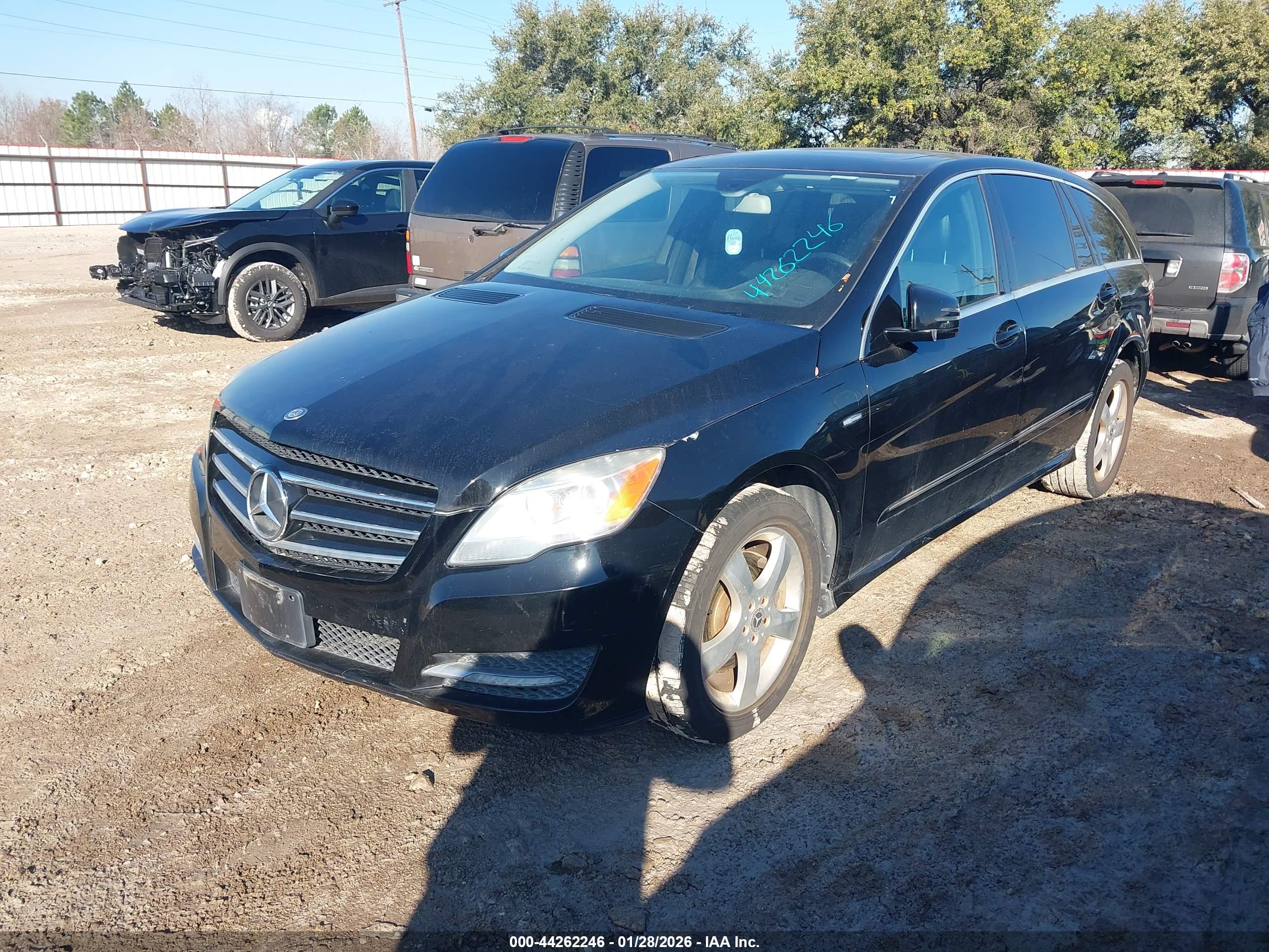 MERCEDES-BENZ R image 2