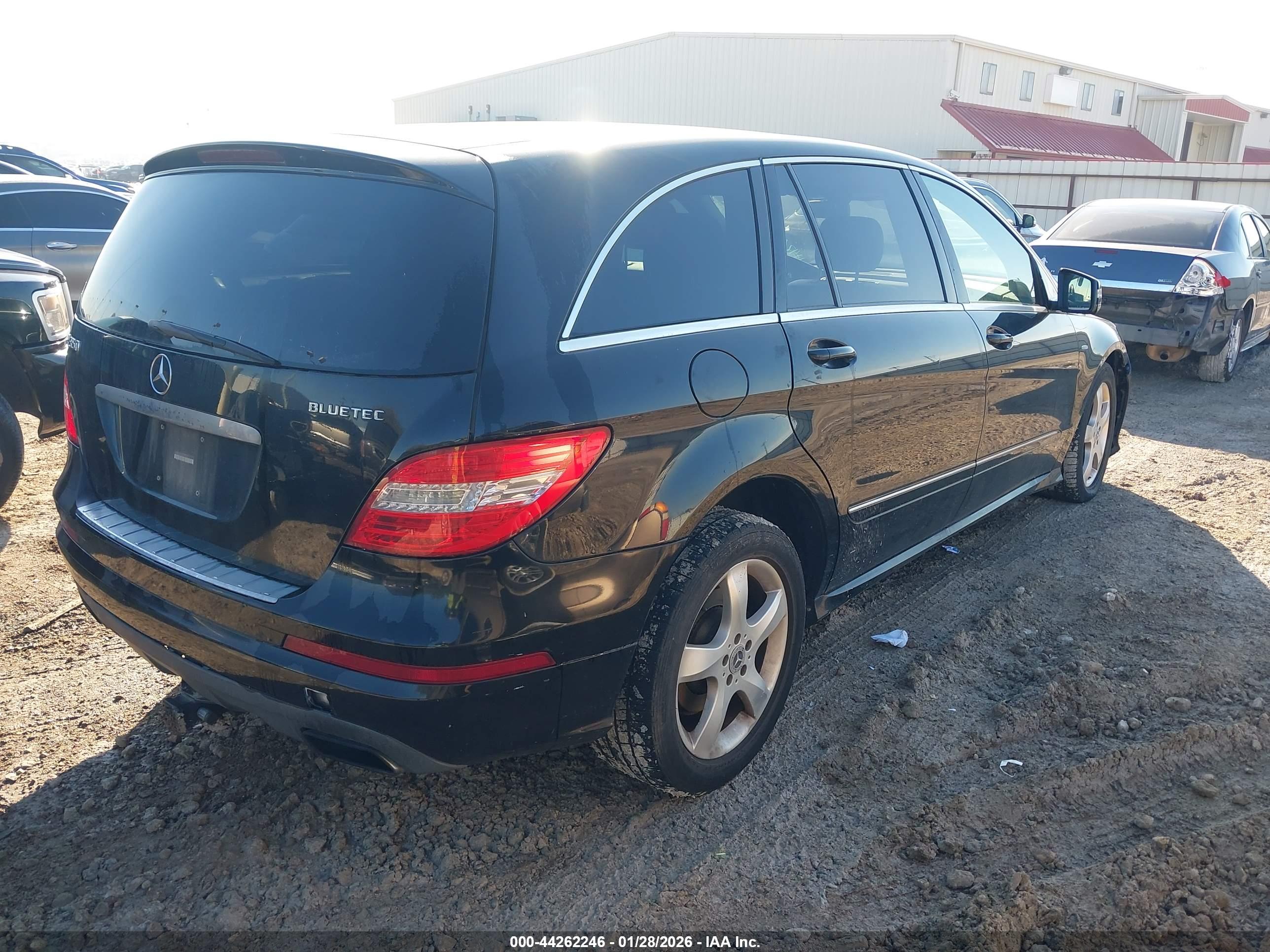 MERCEDES-BENZ R image 4