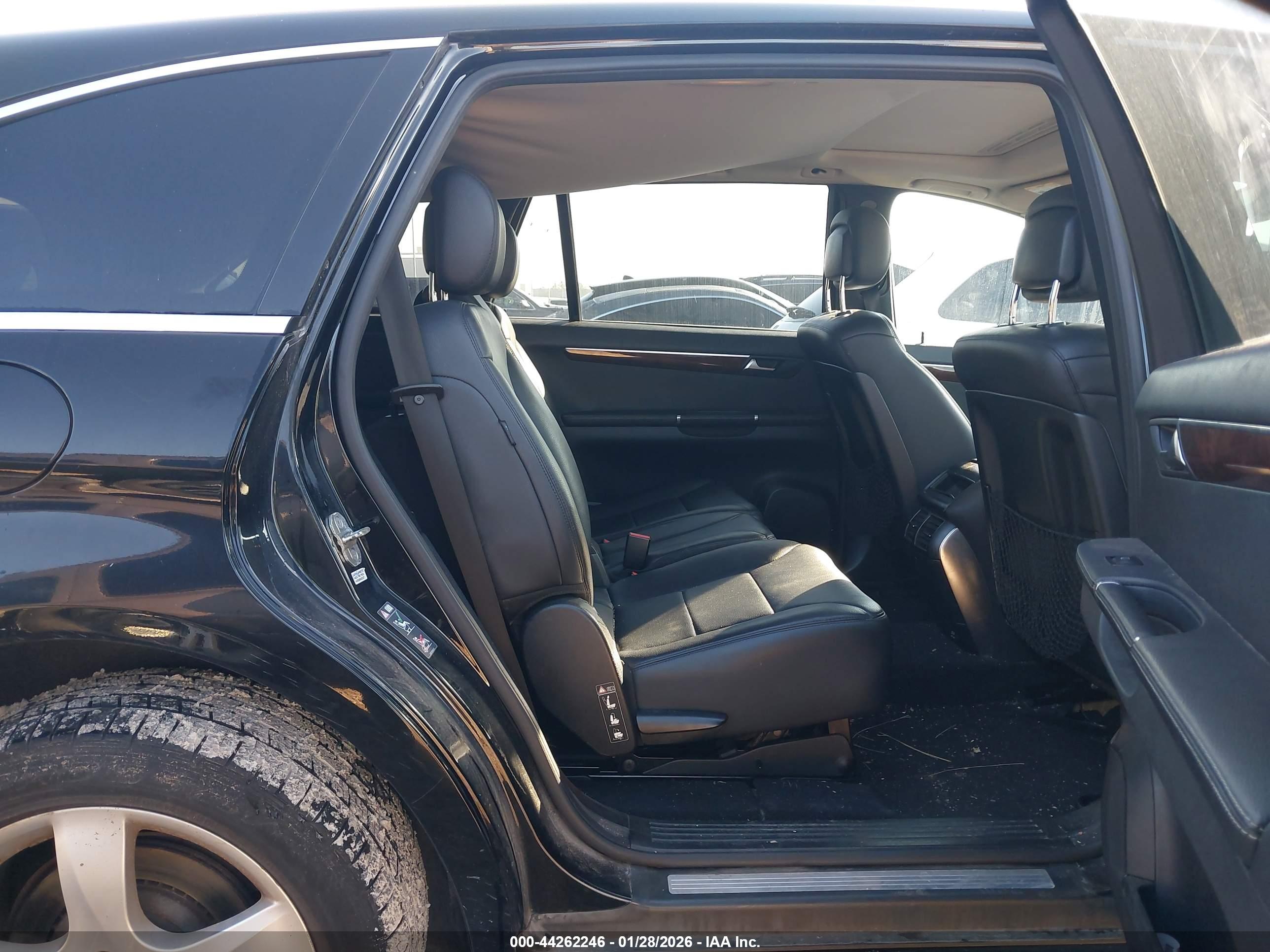 MERCEDES-BENZ R image 8