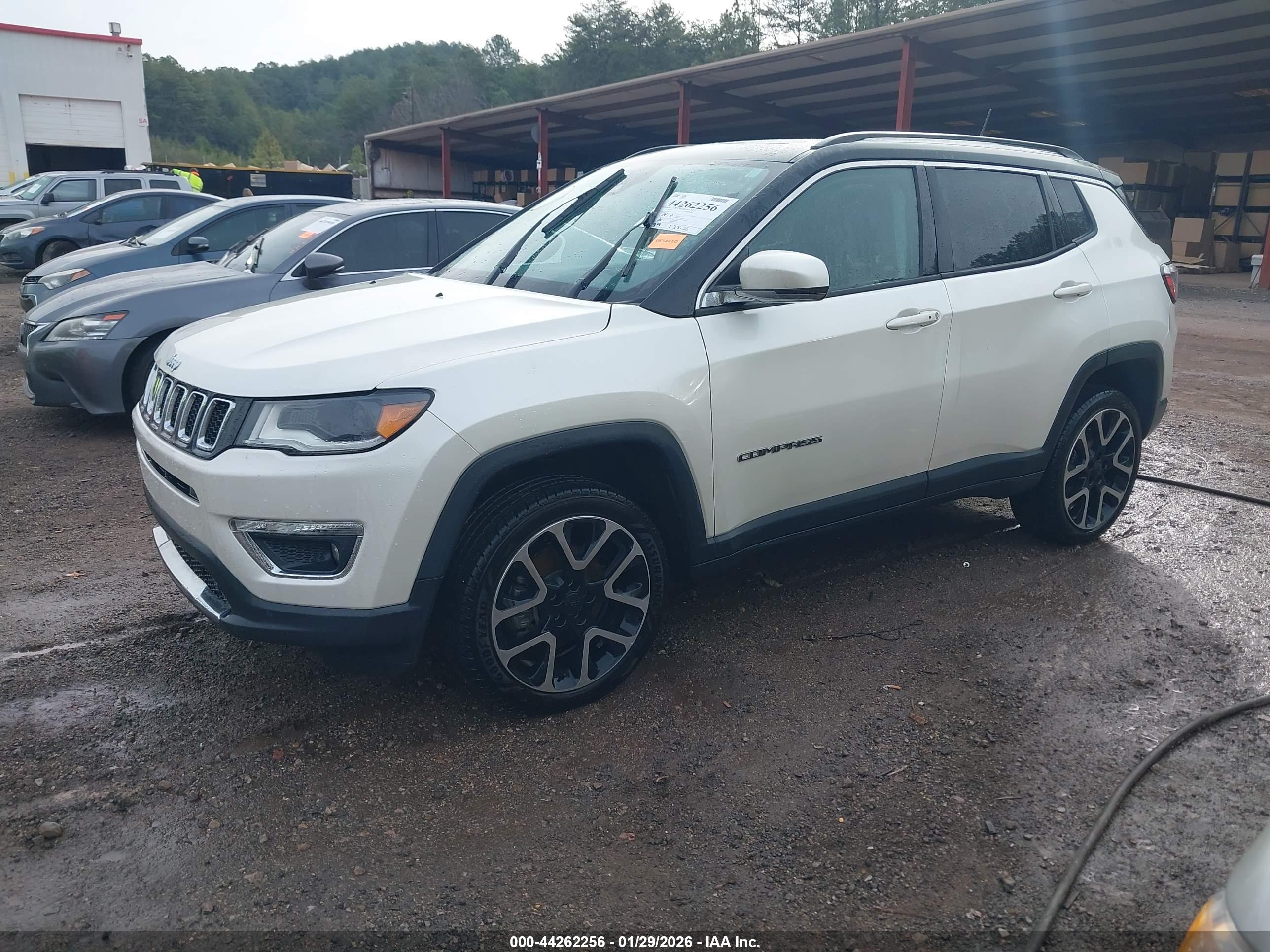 JEEP COMPASS image 2