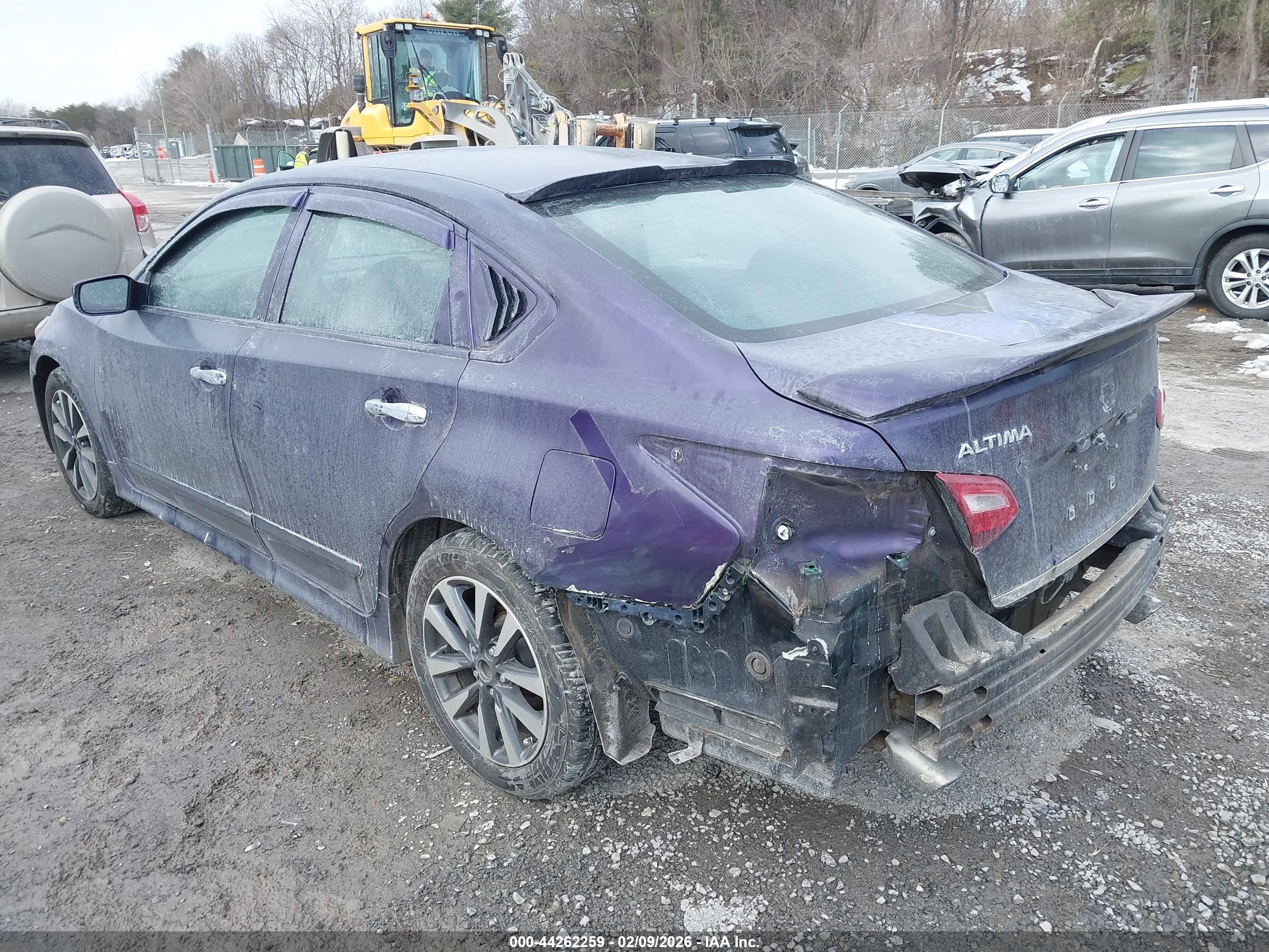 NISSAN ALTIMA image 3