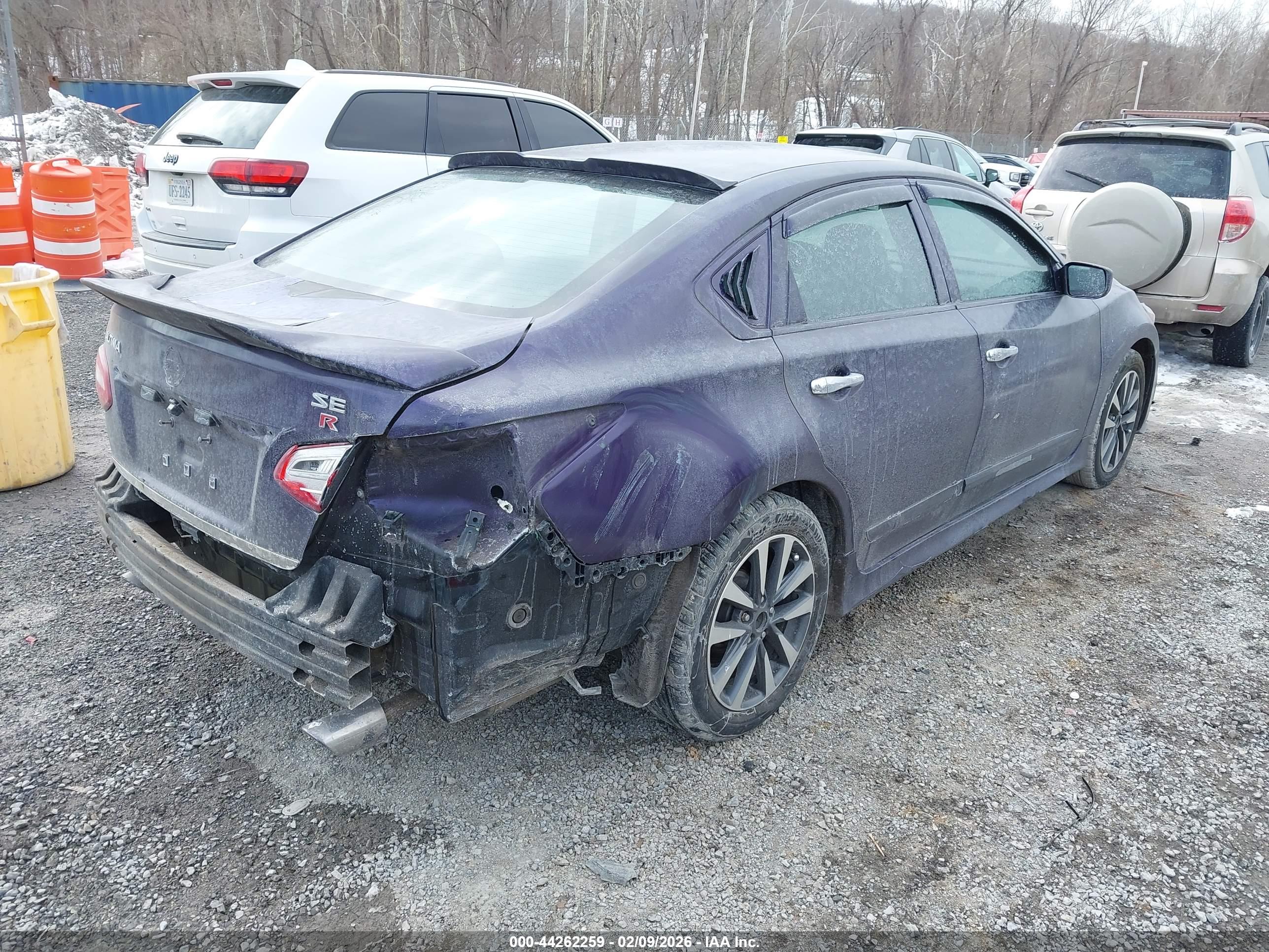 NISSAN ALTIMA image 4