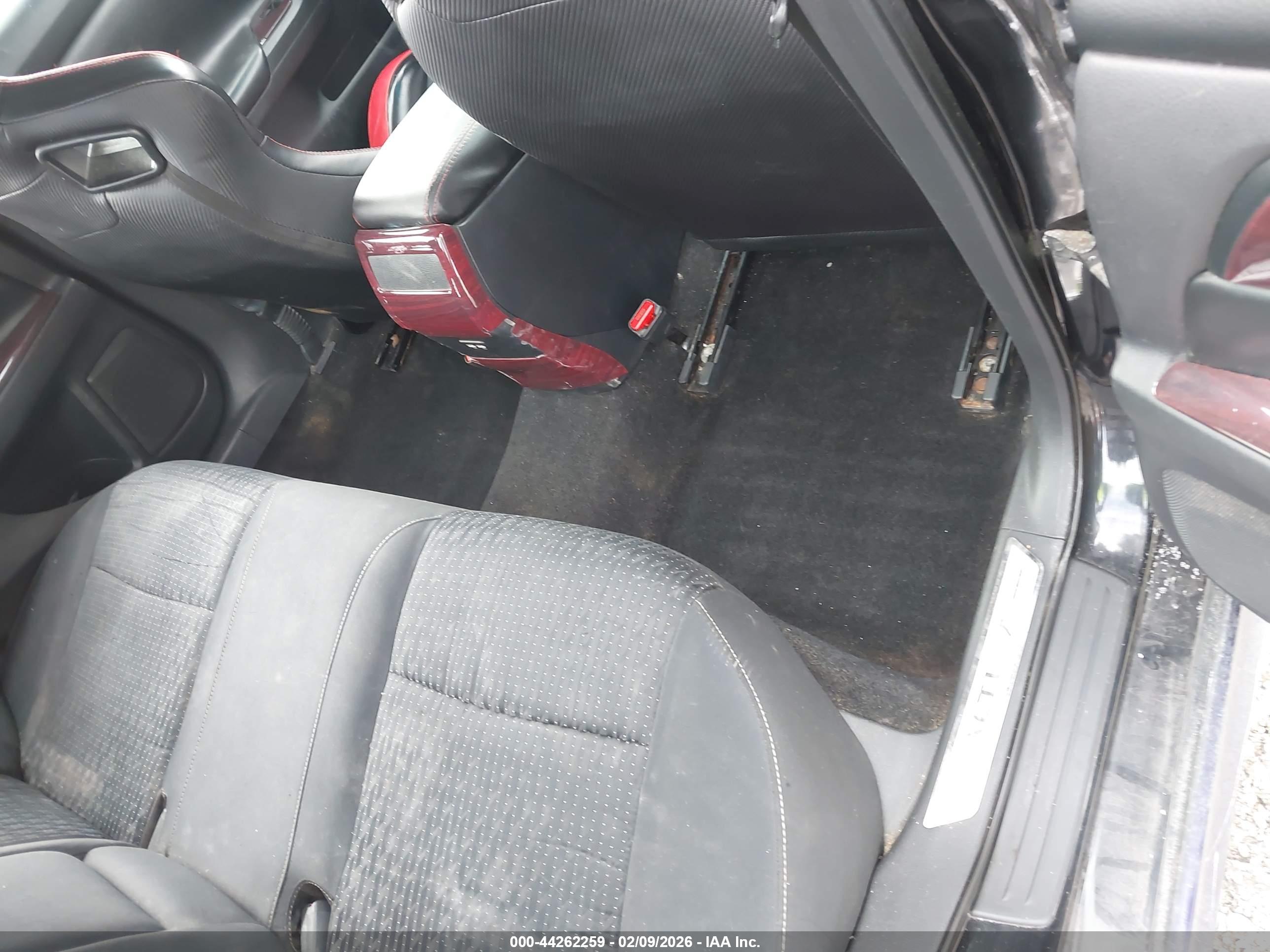 NISSAN ALTIMA image 8