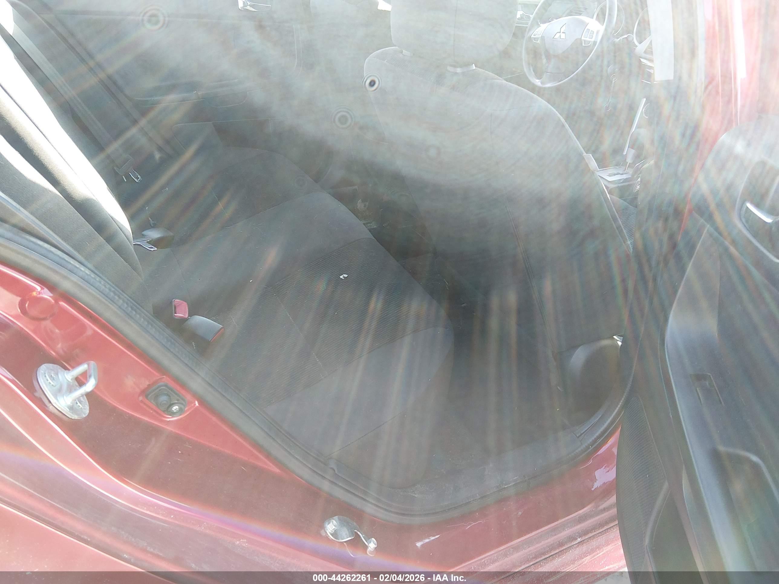 MITSUBISHI LANCER image 8