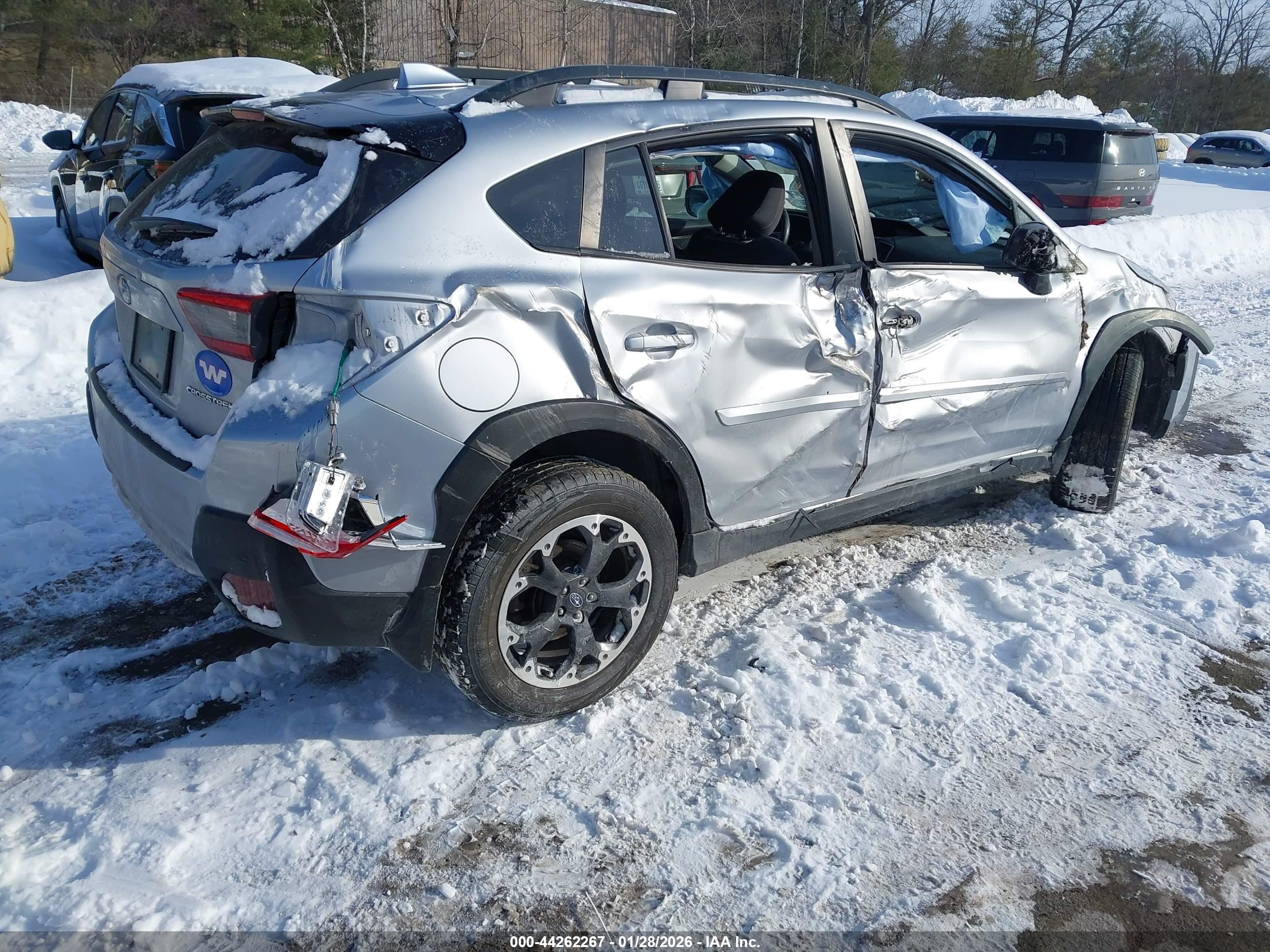 SUBARU CROSSTREK image 4