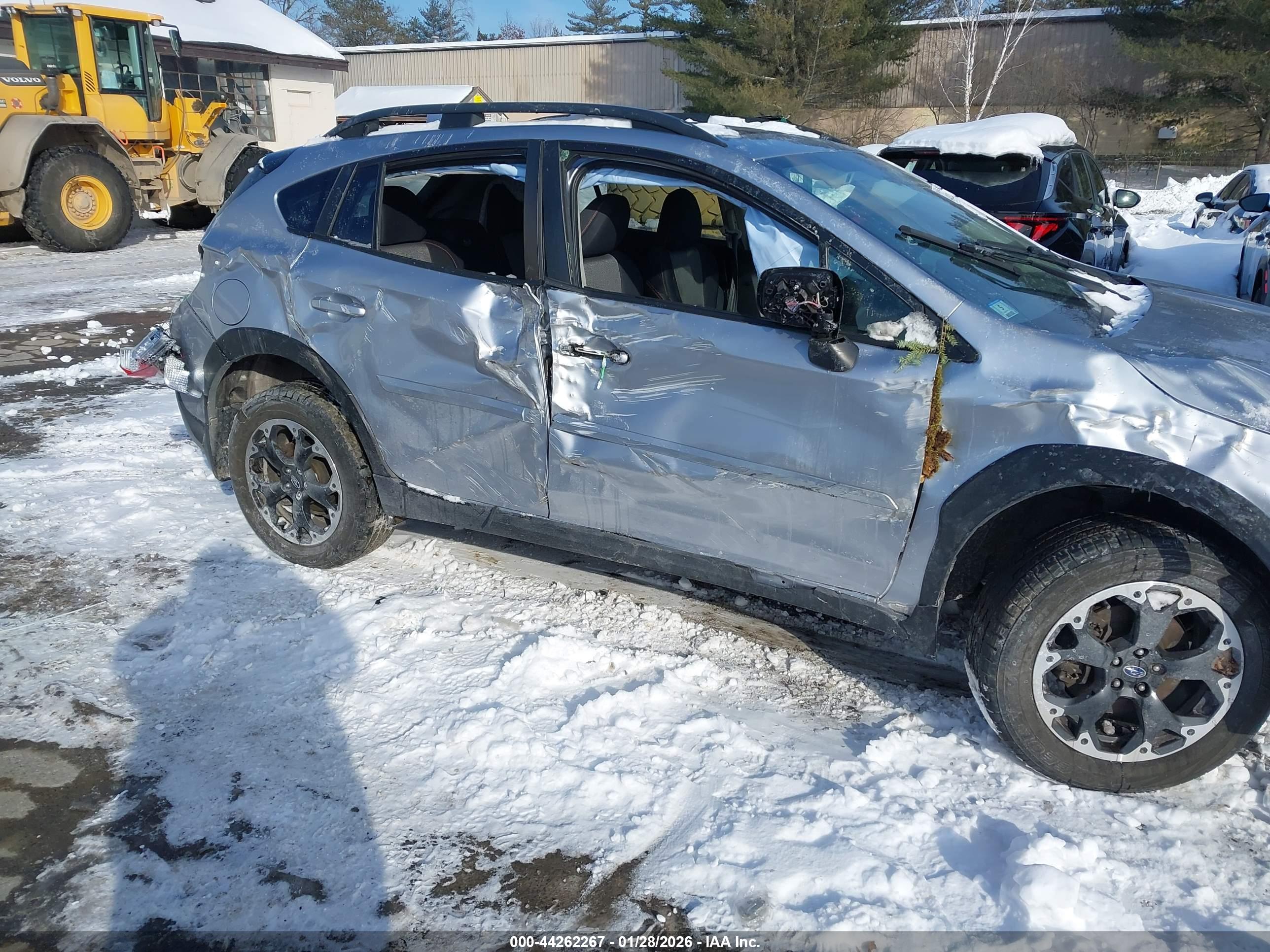 SUBARU CROSSTREK image 6